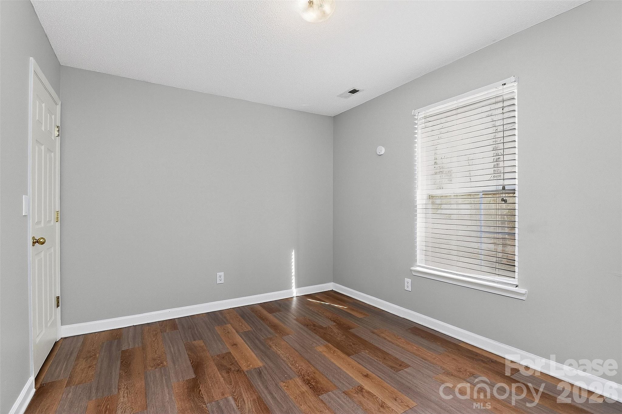 6238 King George Drive