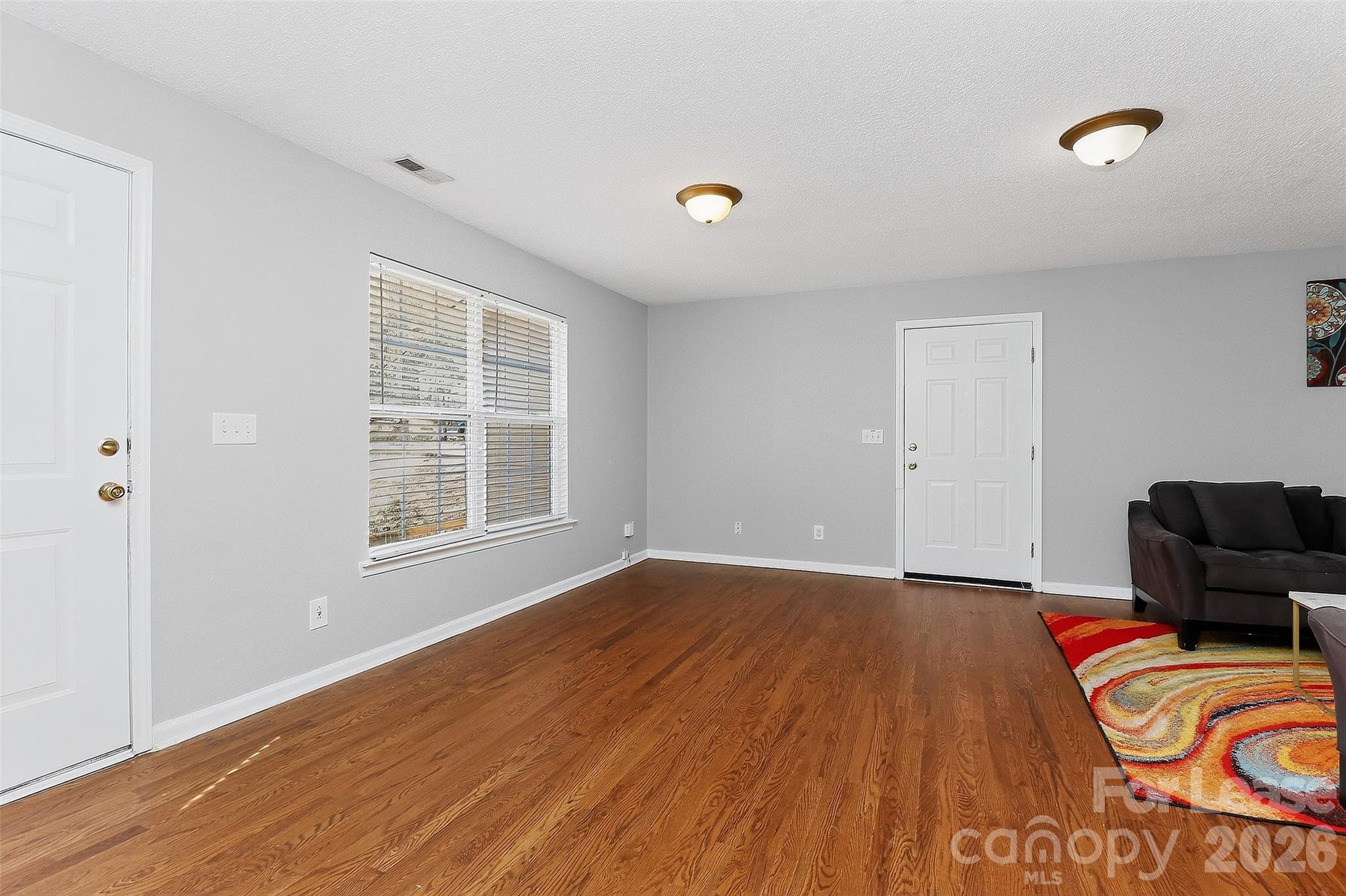 6238 King George Drive