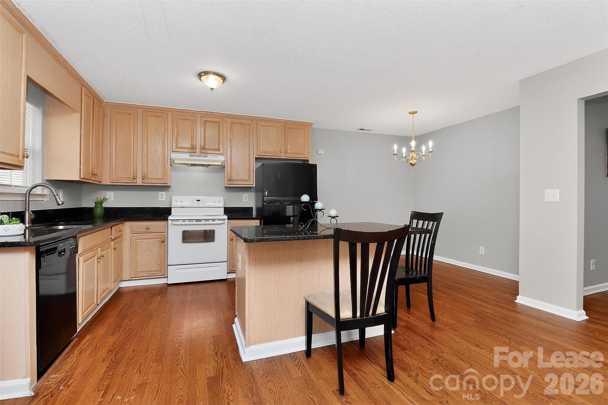 6238 King George Drive