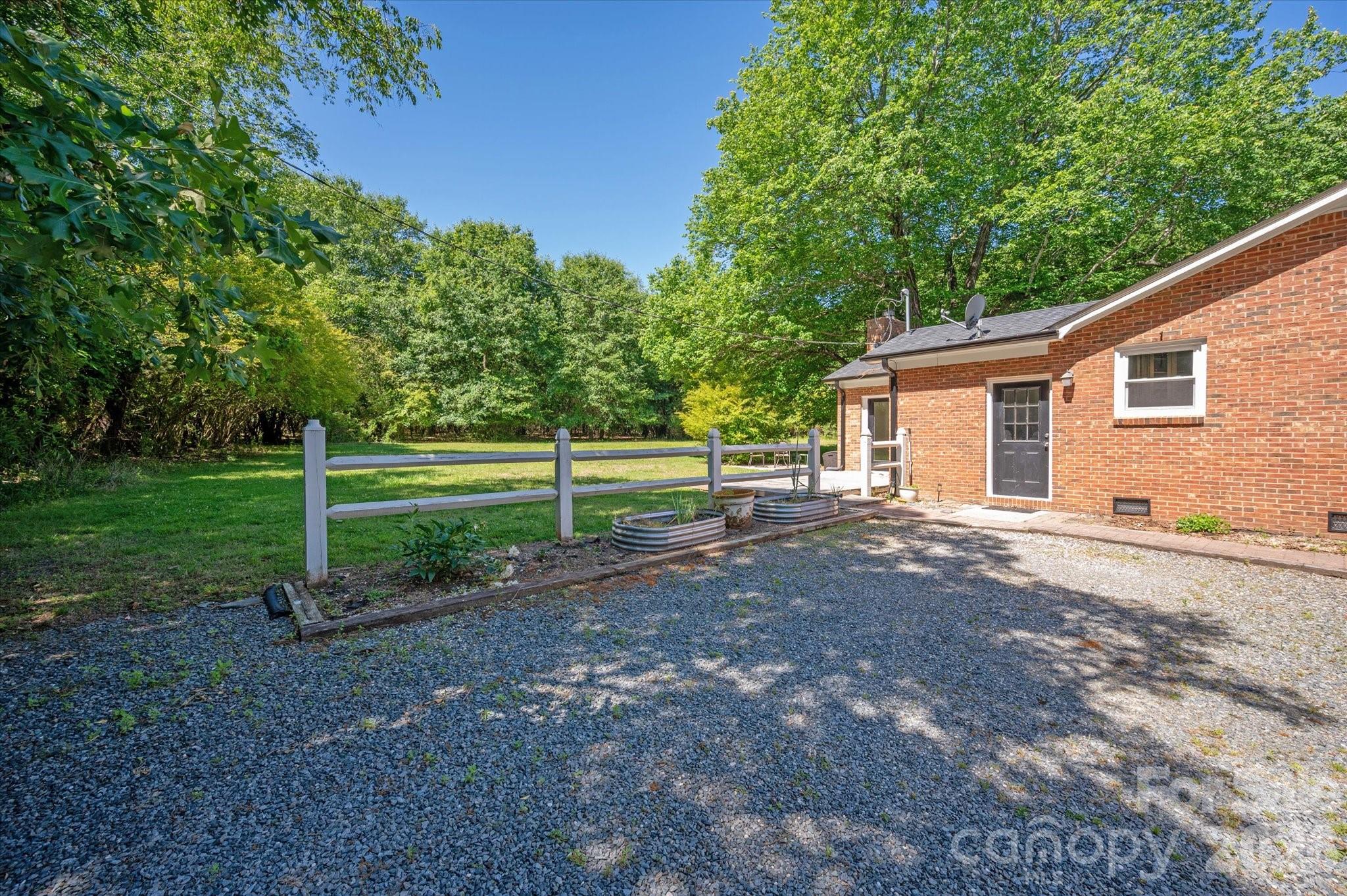 2645 Walker Road