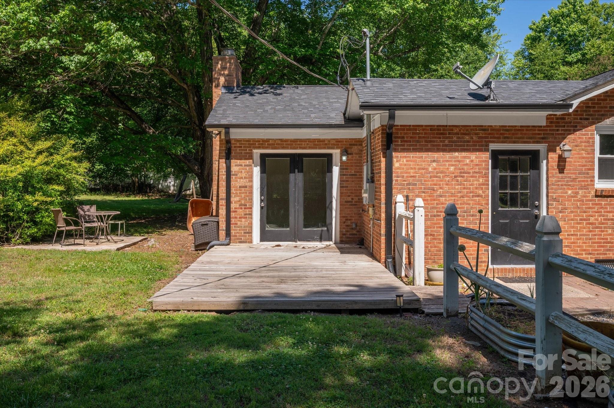 2645 Walker Road