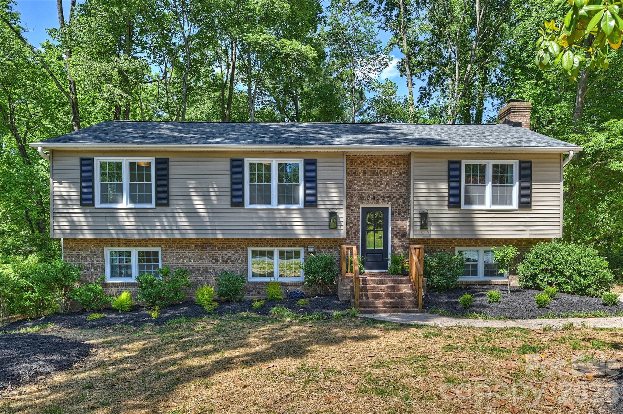 7420 Castlebar Road