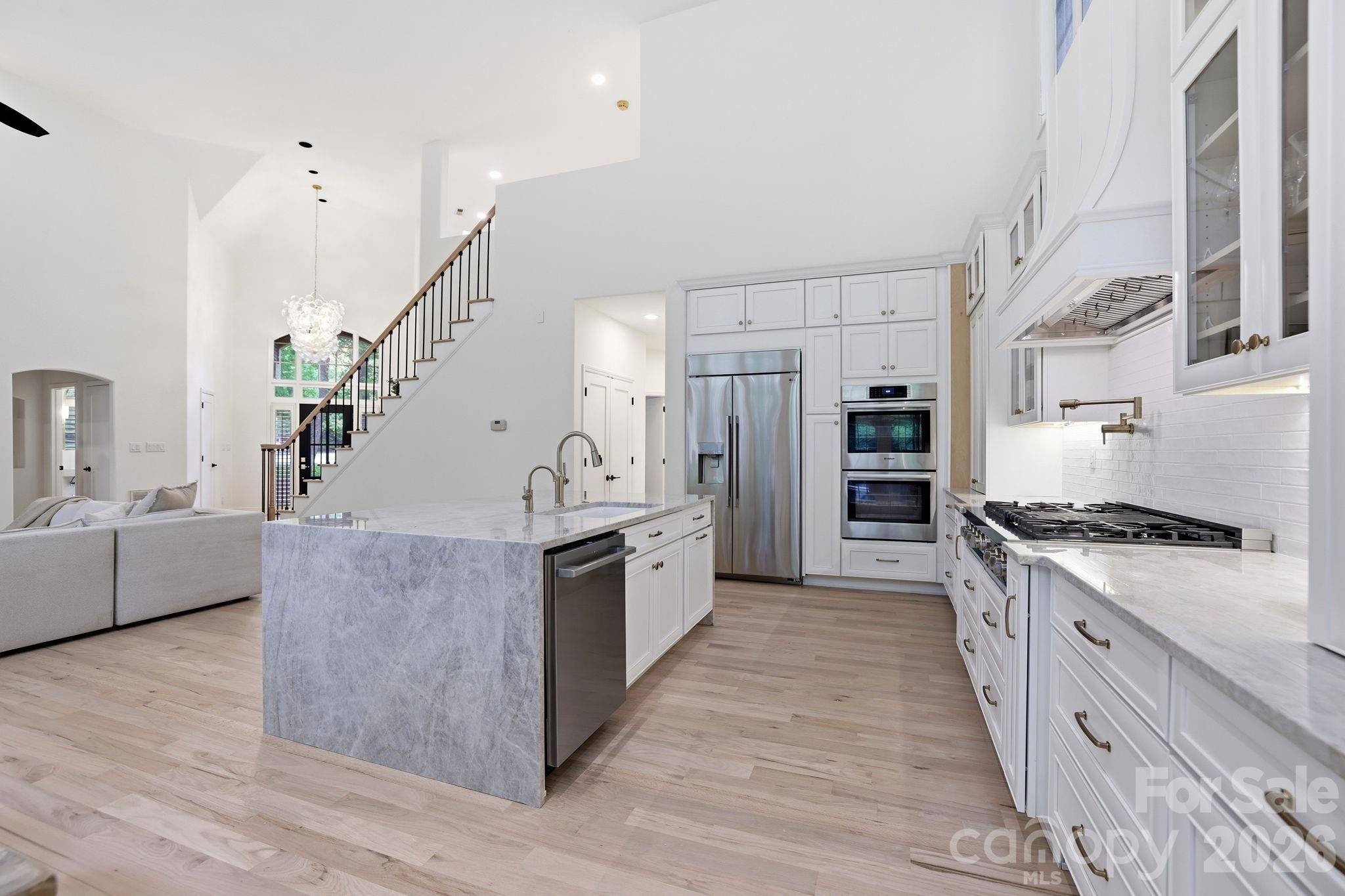 5424 Amanda Lane