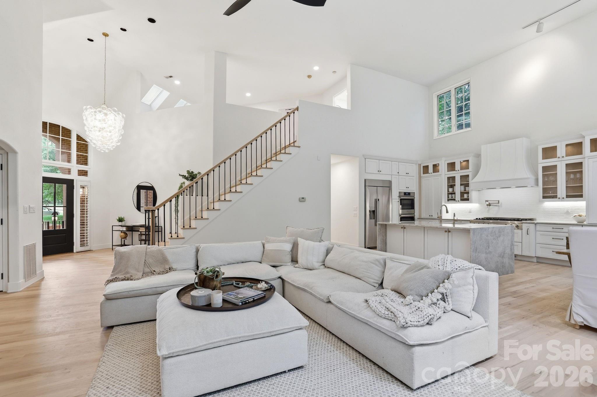 5424 Amanda Lane