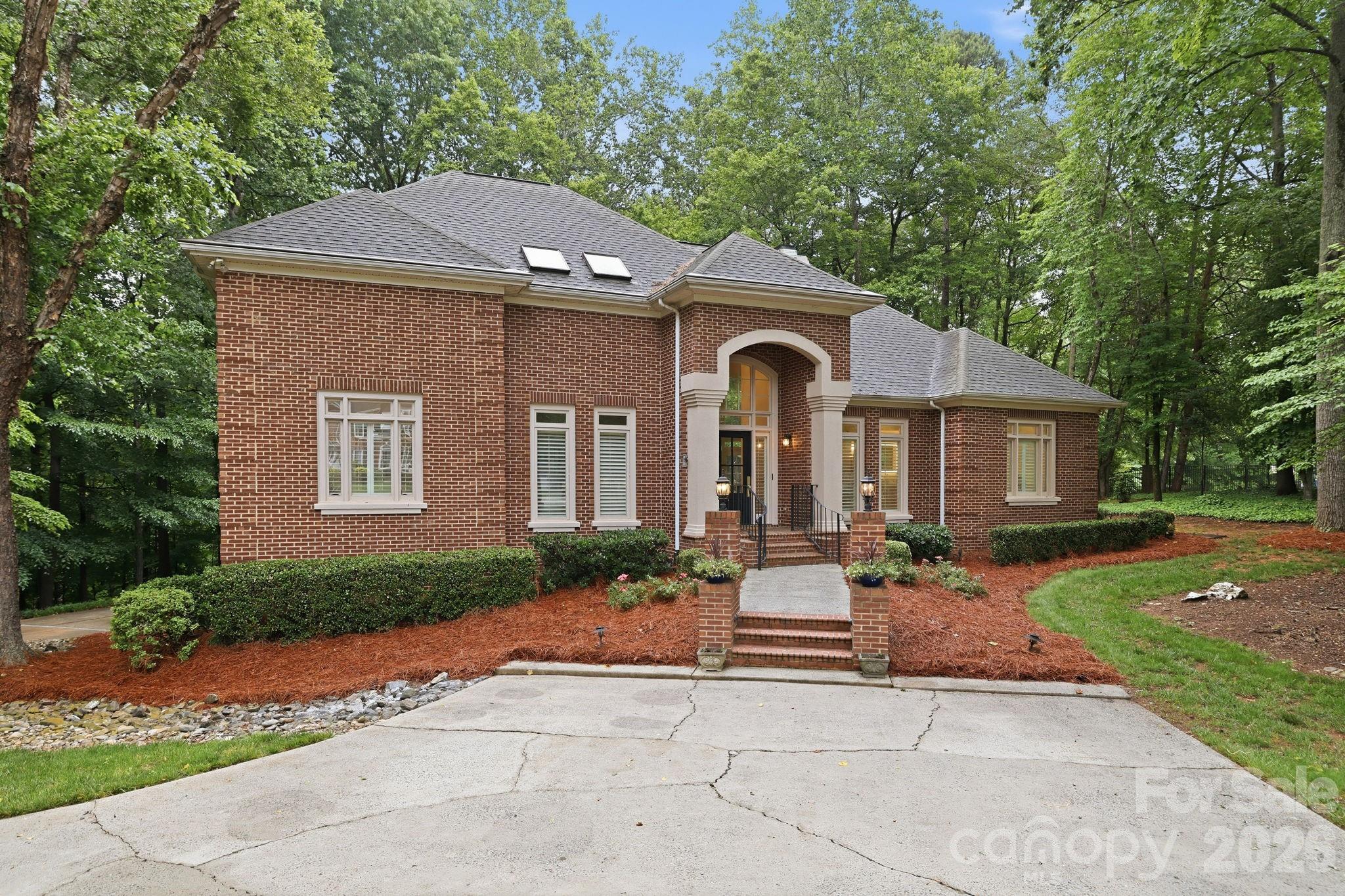5424 Amanda Lane
