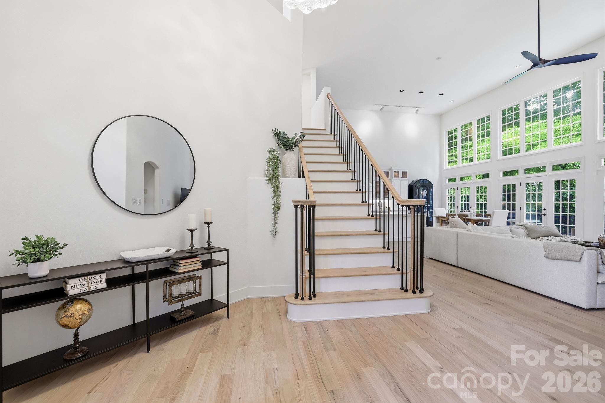 5424 Amanda Lane