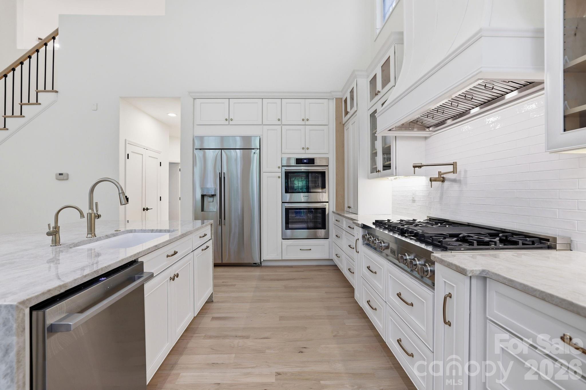 5424 Amanda Lane