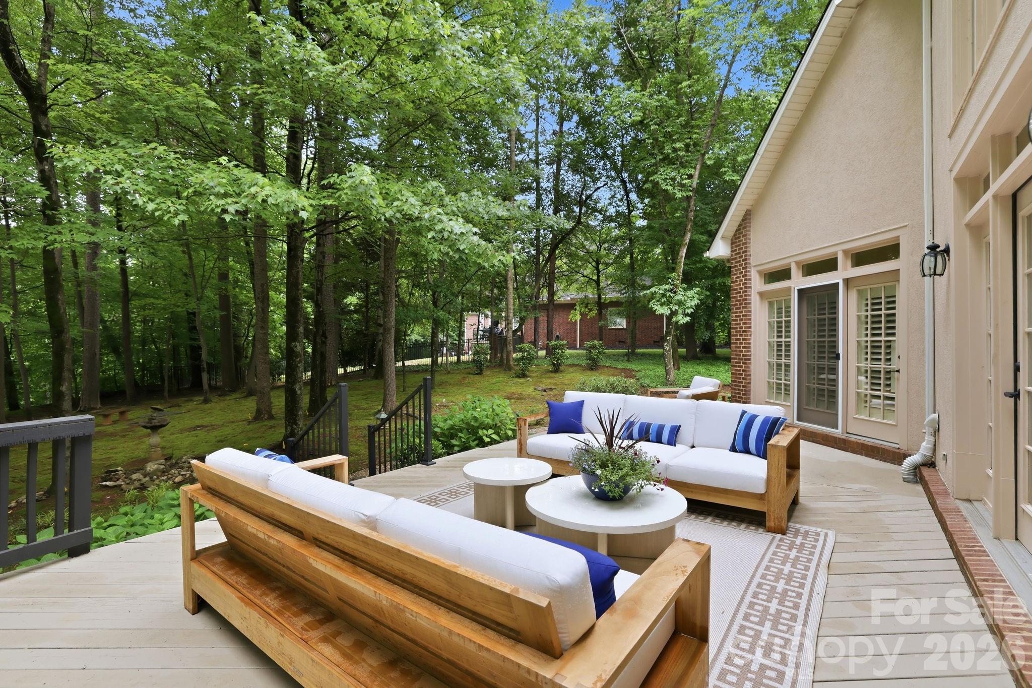 5424 Amanda Lane
