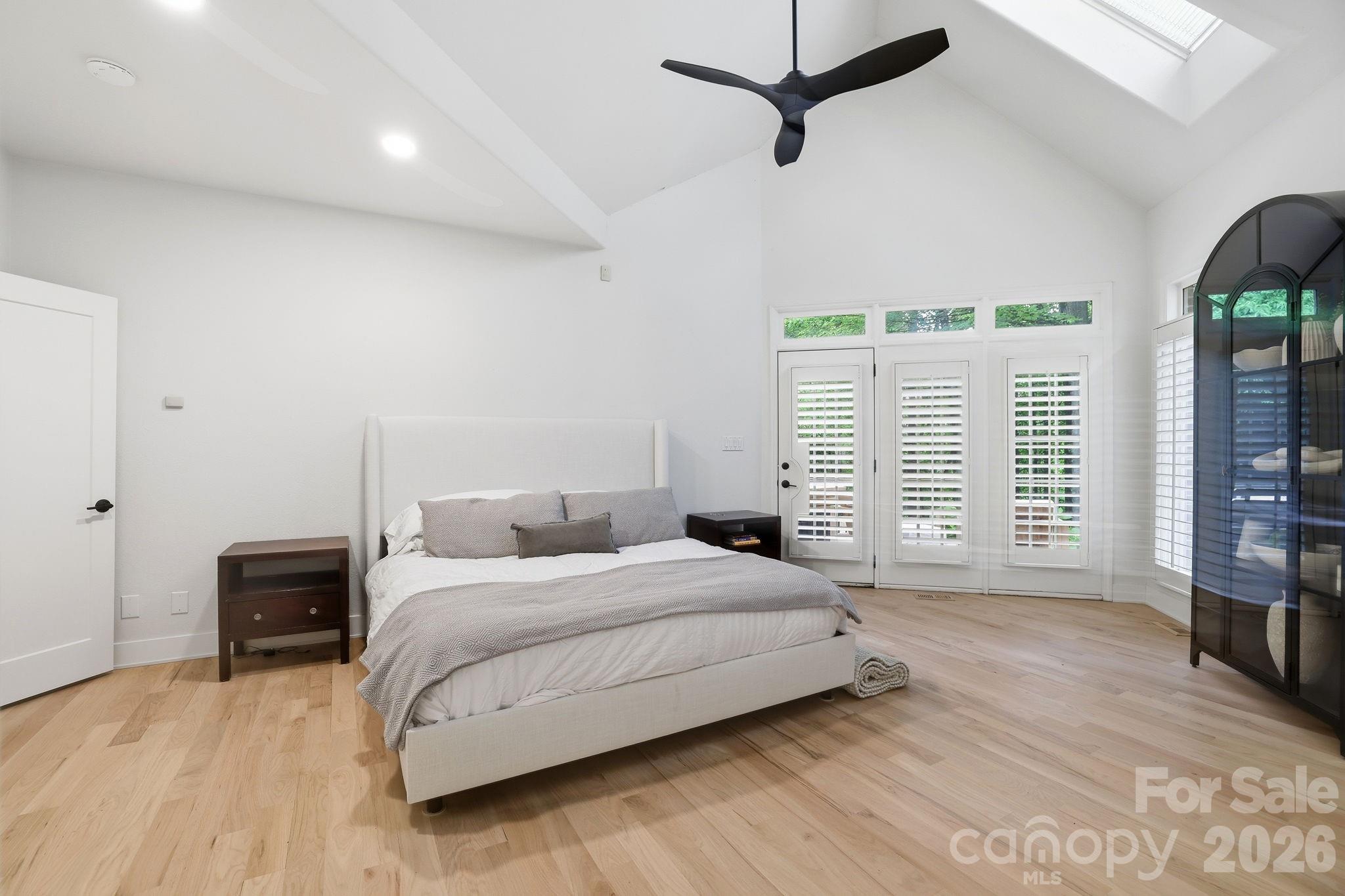 5424 Amanda Lane