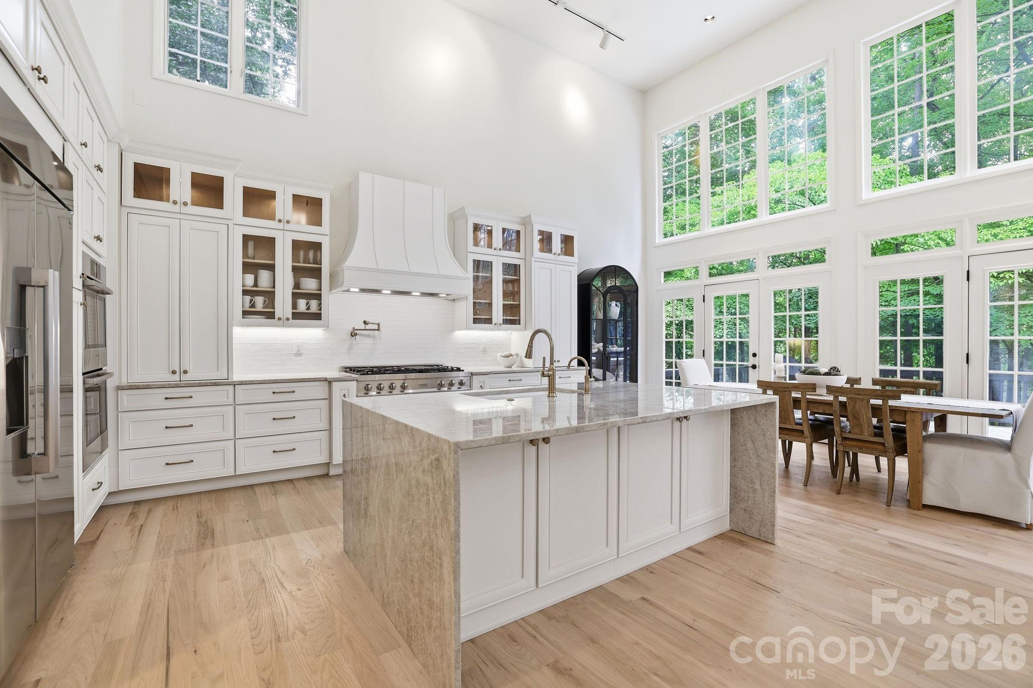 5424 Amanda Lane