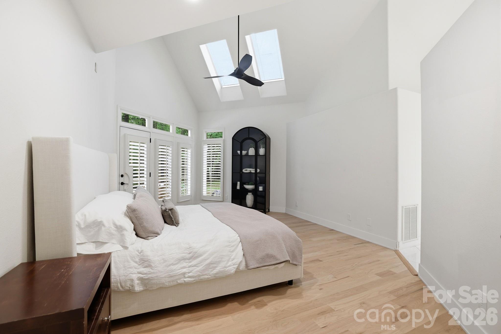 5424 Amanda Lane