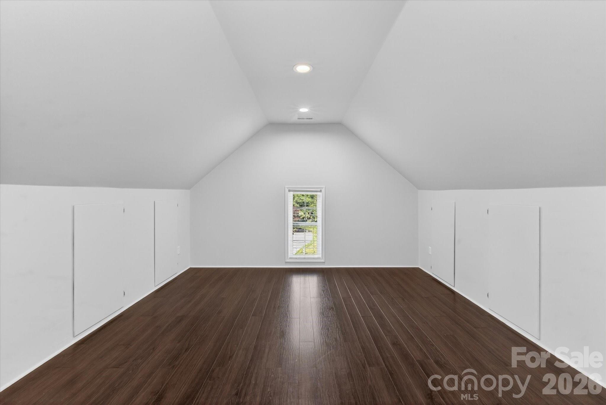 607 Birchwood Drive