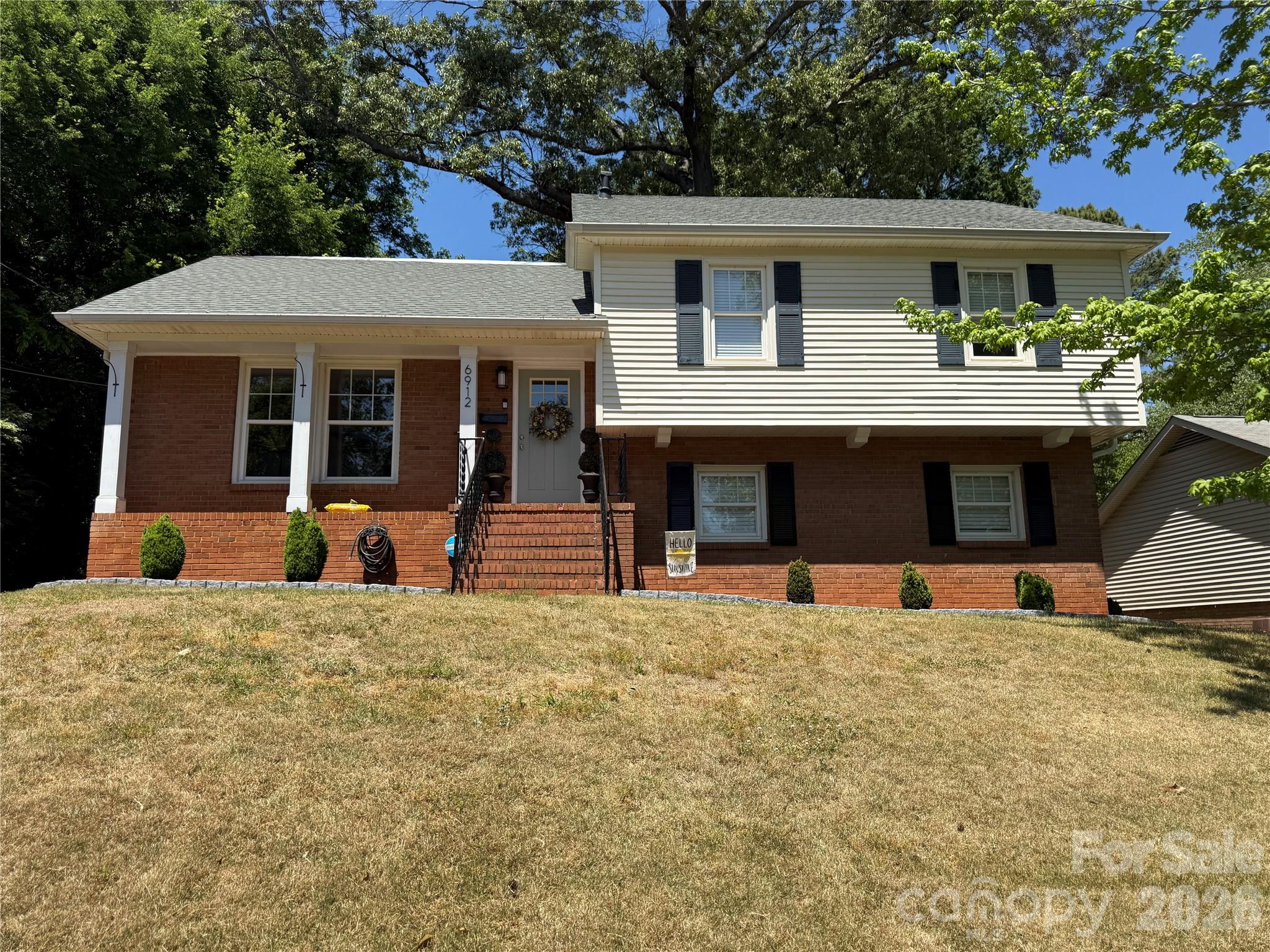 6912 Woodstock Drive