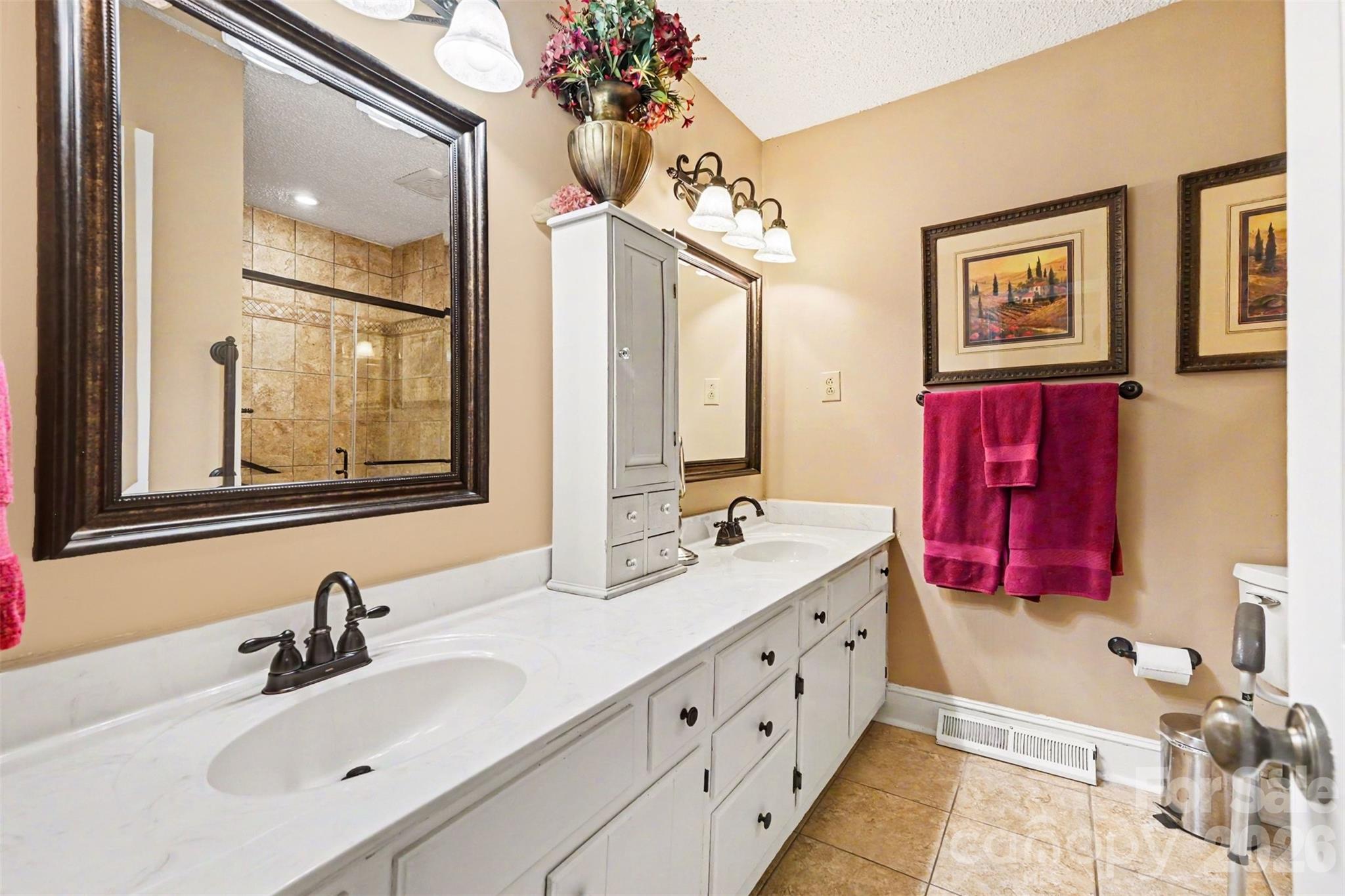 5523 Beaver Dam Lane