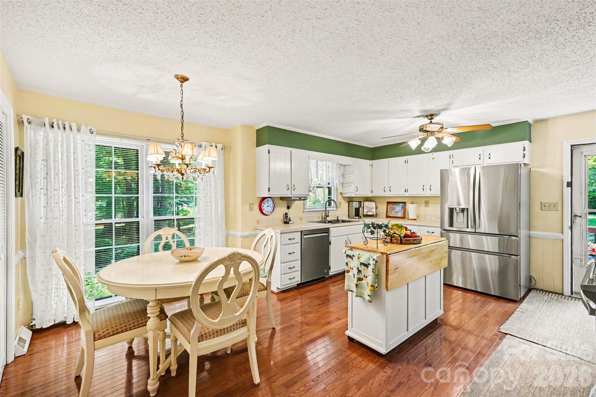 5523 Beaver Dam Lane