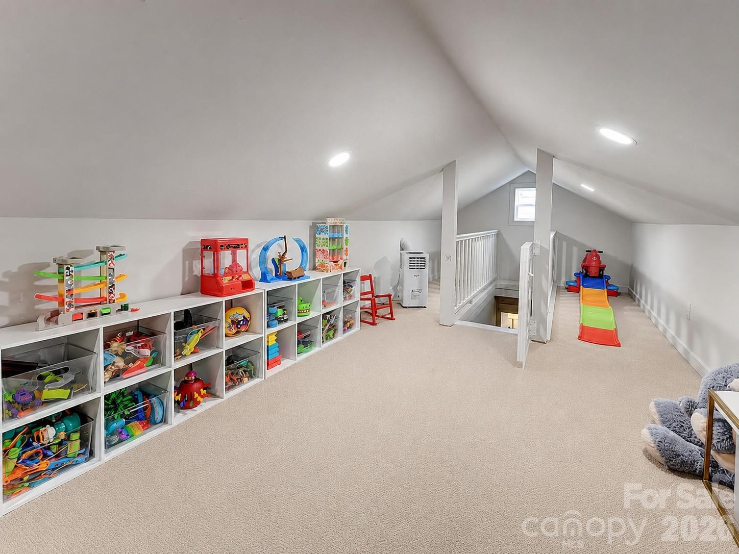 32 Central Avenue