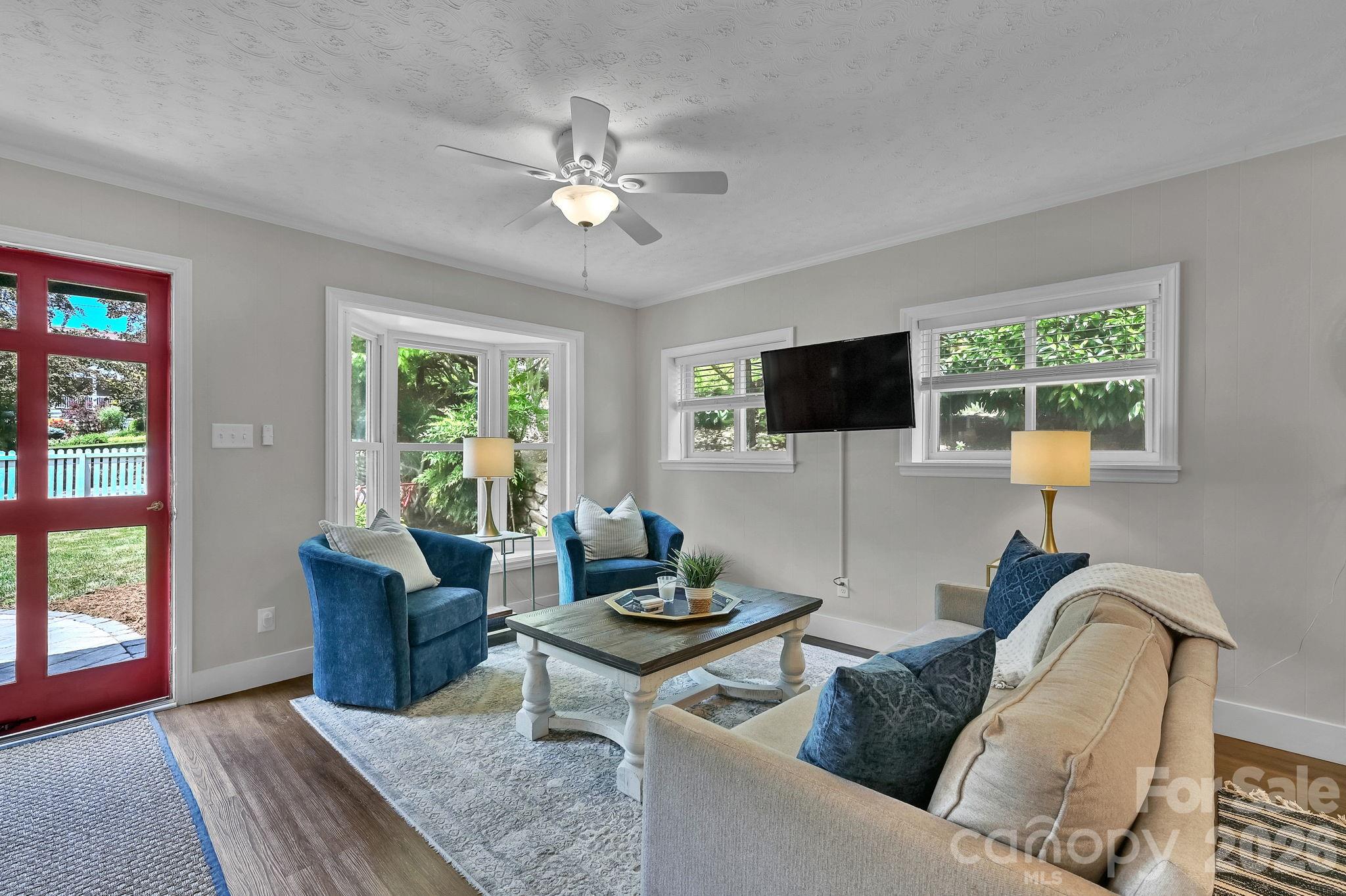 32 Central Avenue