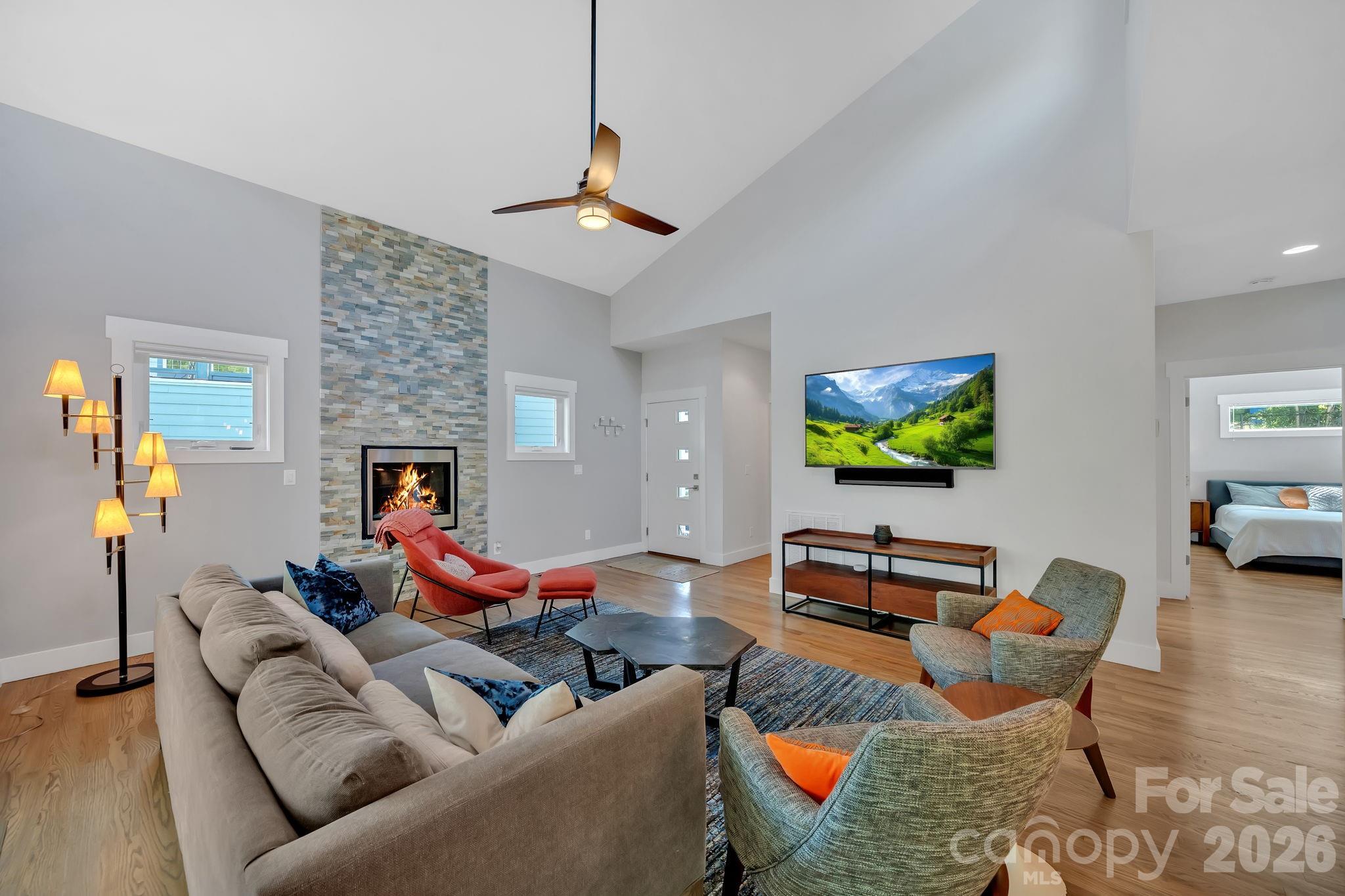 8 Birdhouse Row