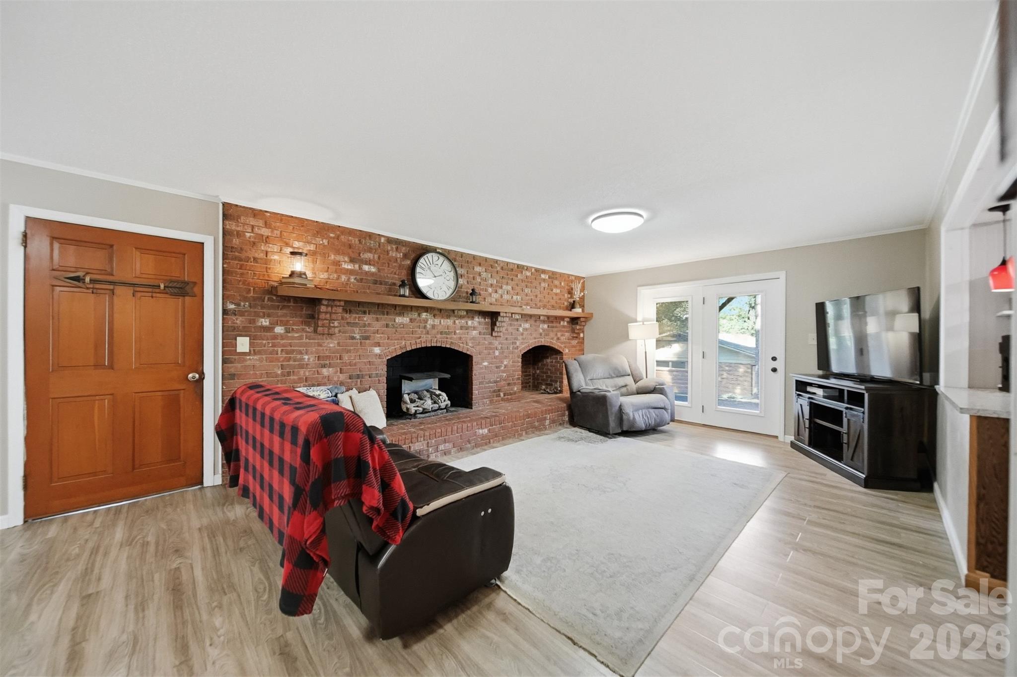 138 Whispering Pines Drive