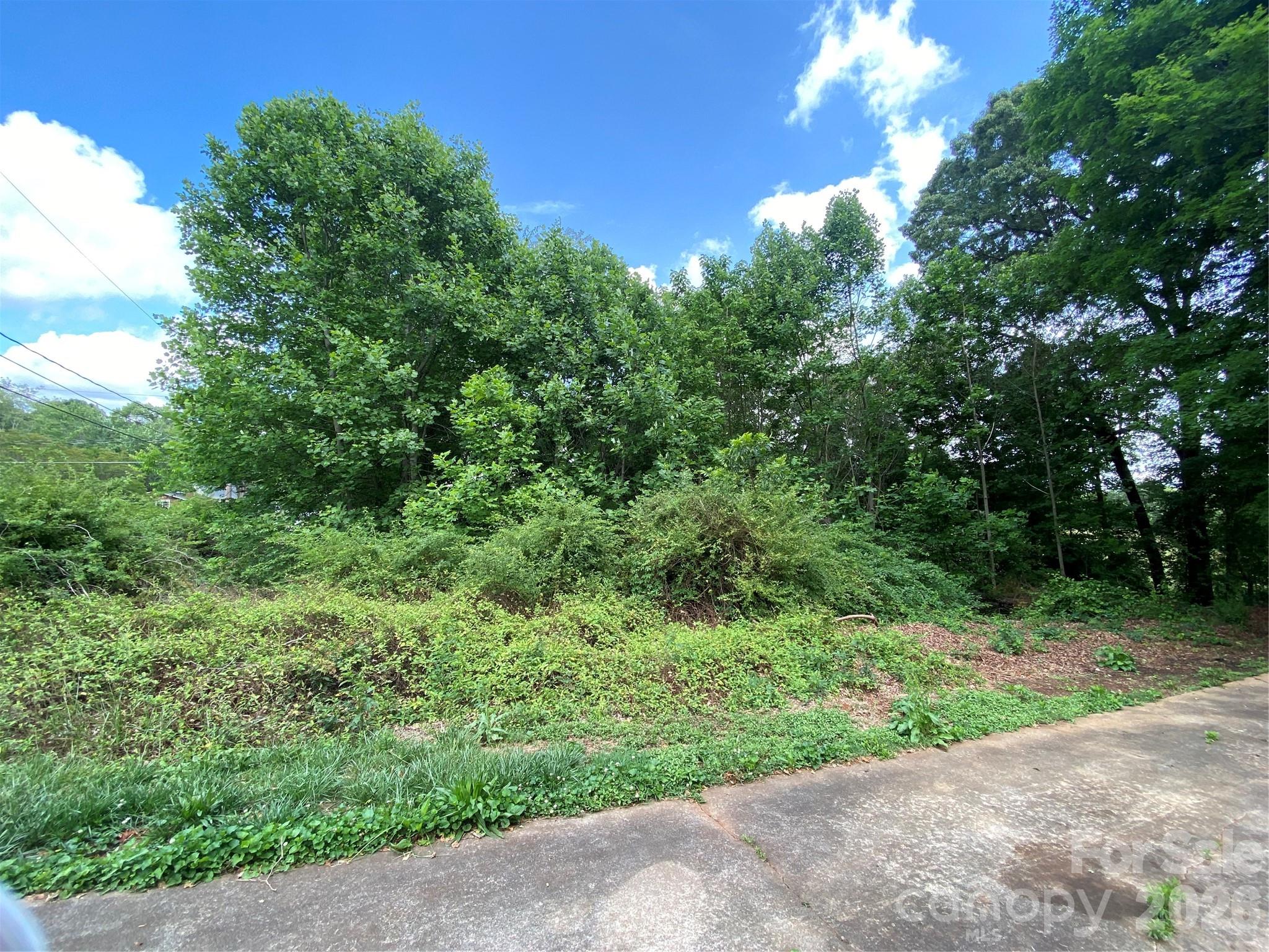 2061 COLONIAL Lane Unit: 17/E