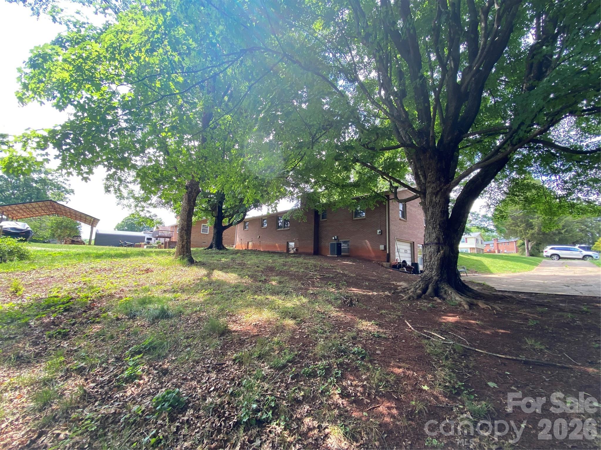 2071 Colonial Lane