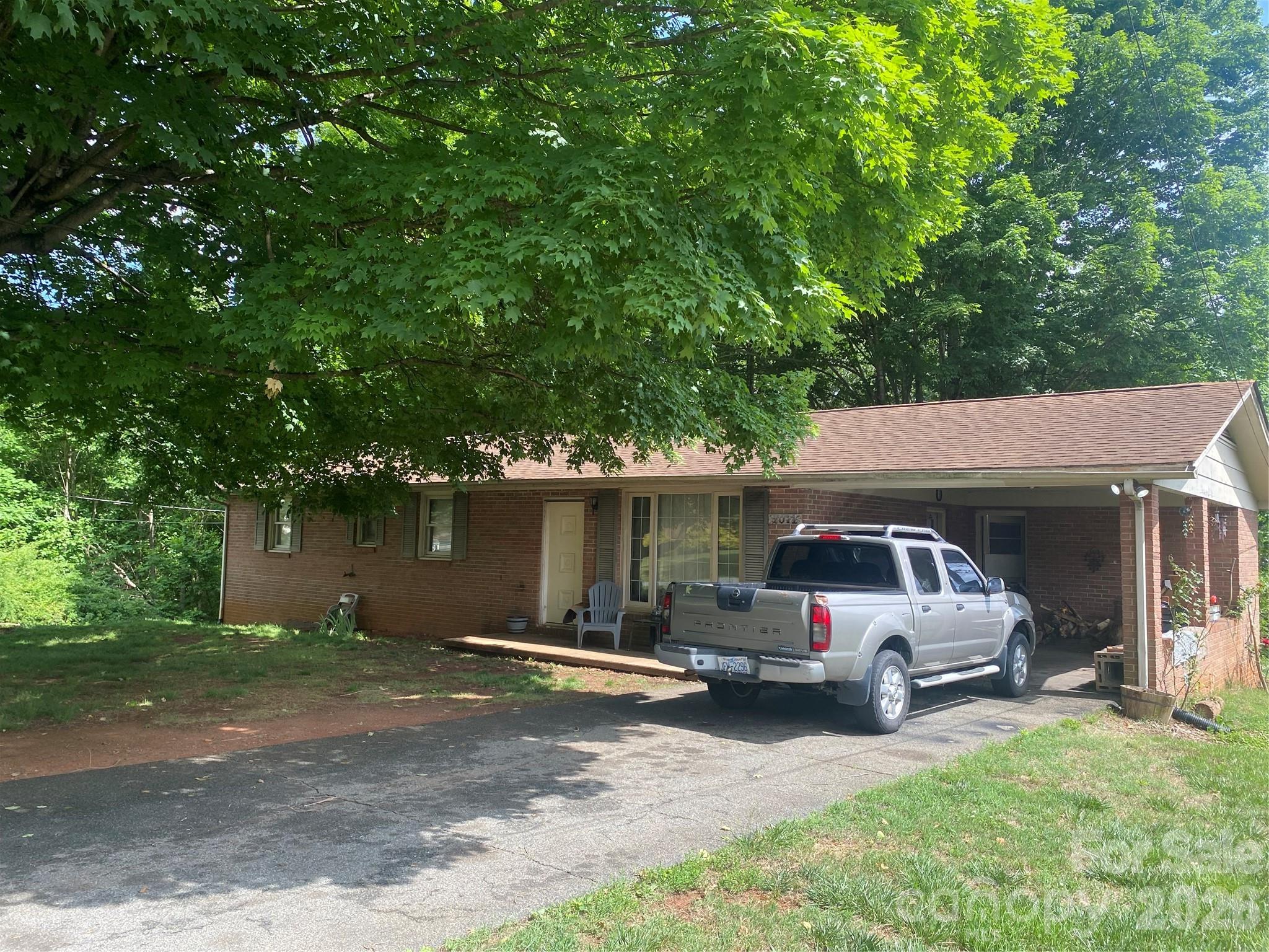 2071 Colonial Lane