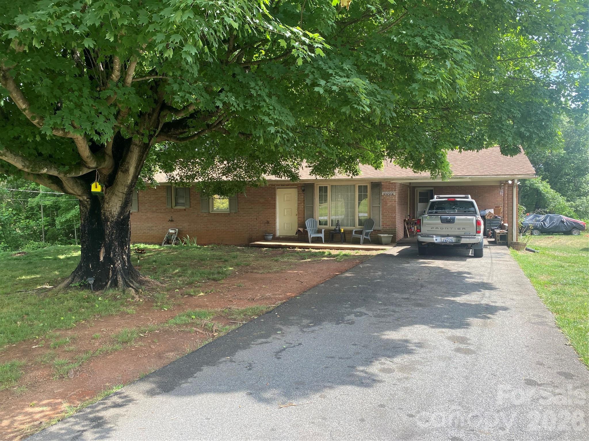 2071 Colonial Lane