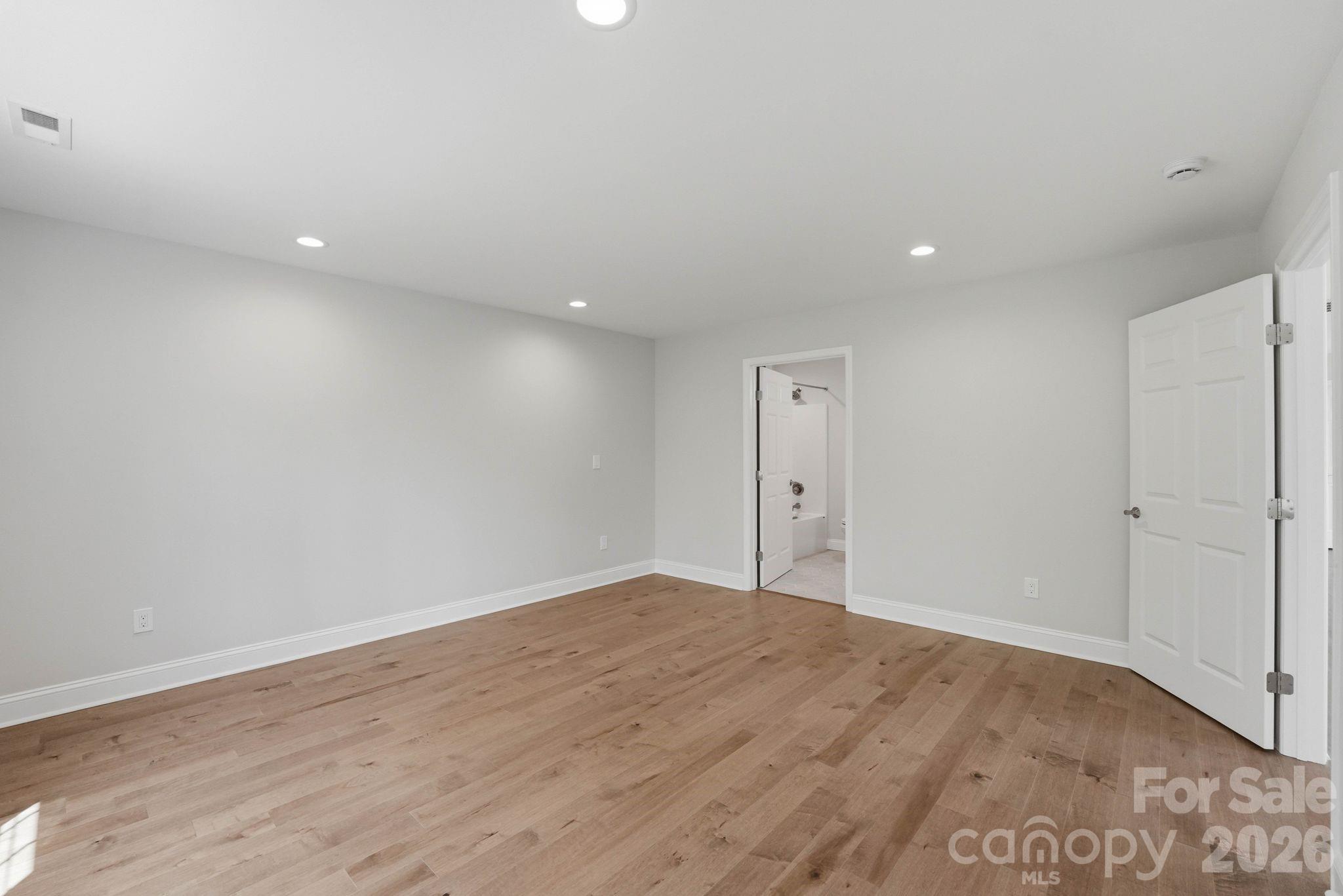 2605 Penngate Drive