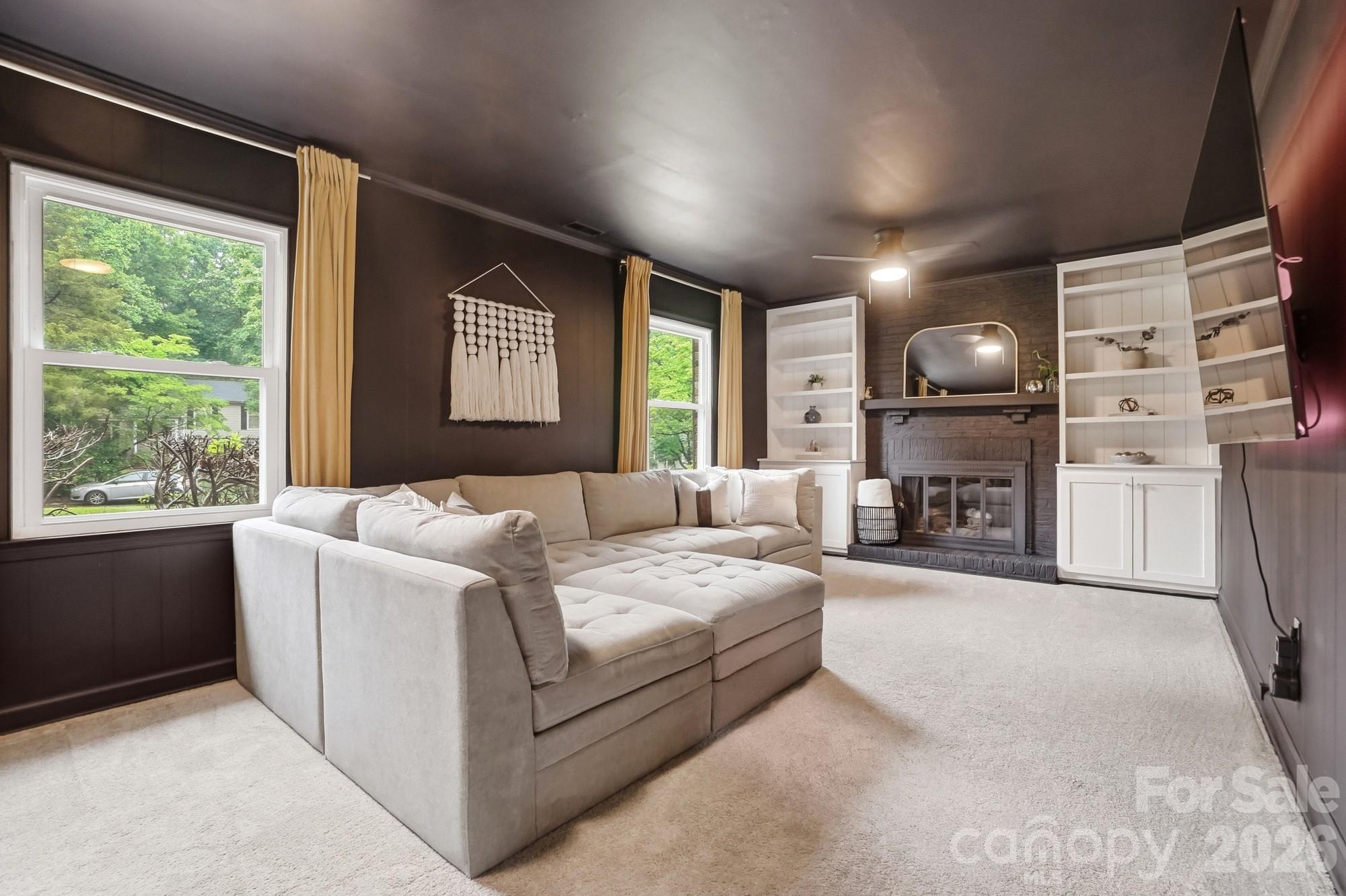 824 Riverwood Road
