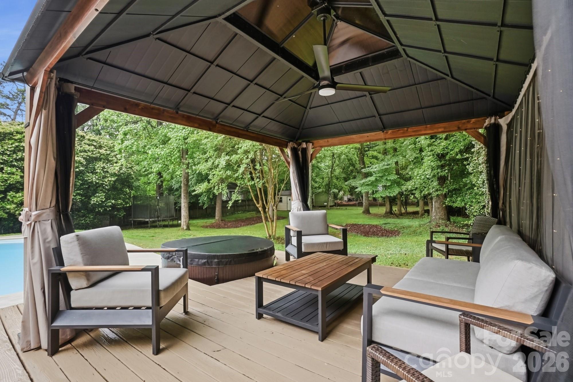 824 Riverwood Road