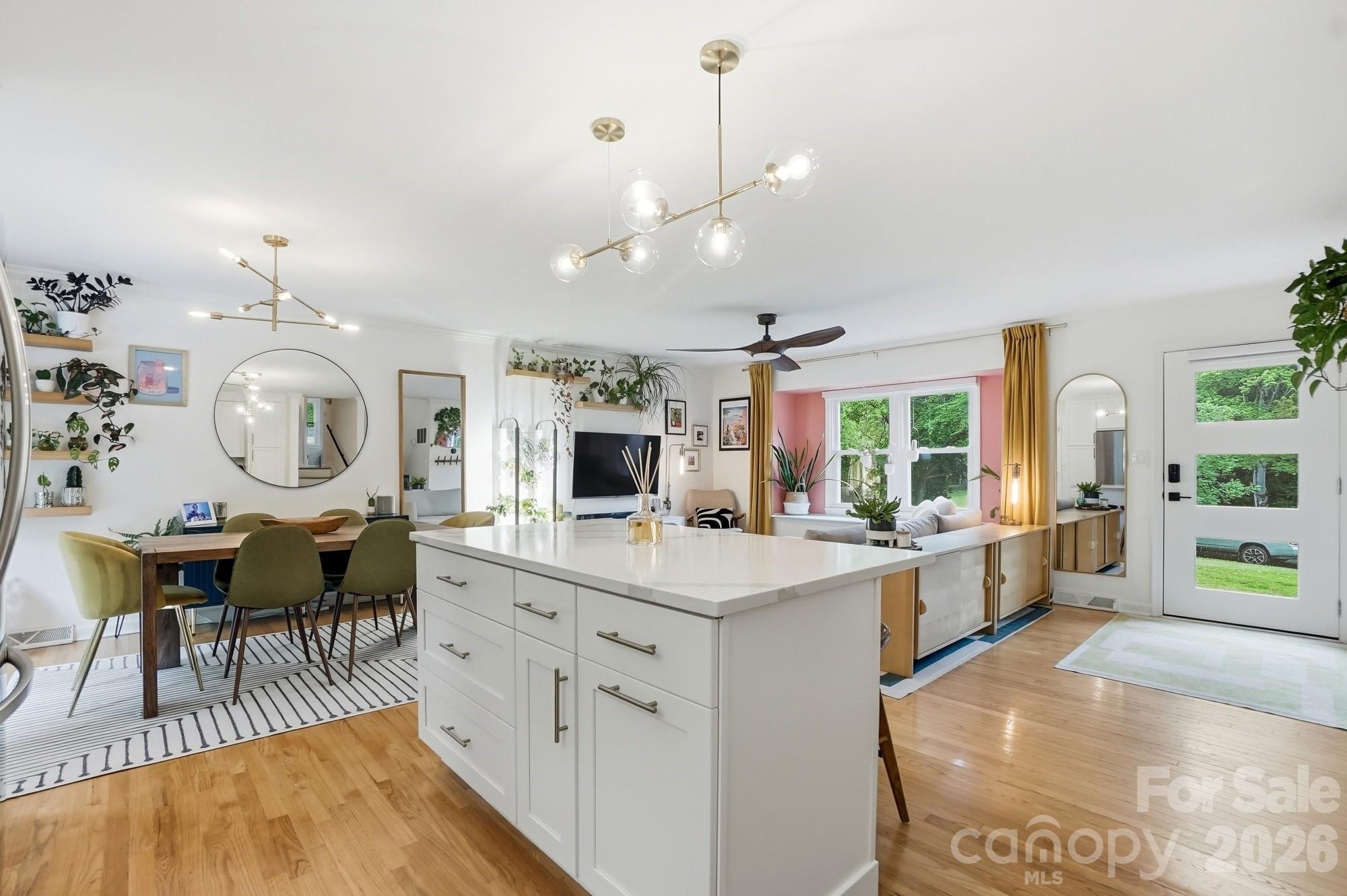 824 Riverwood Road