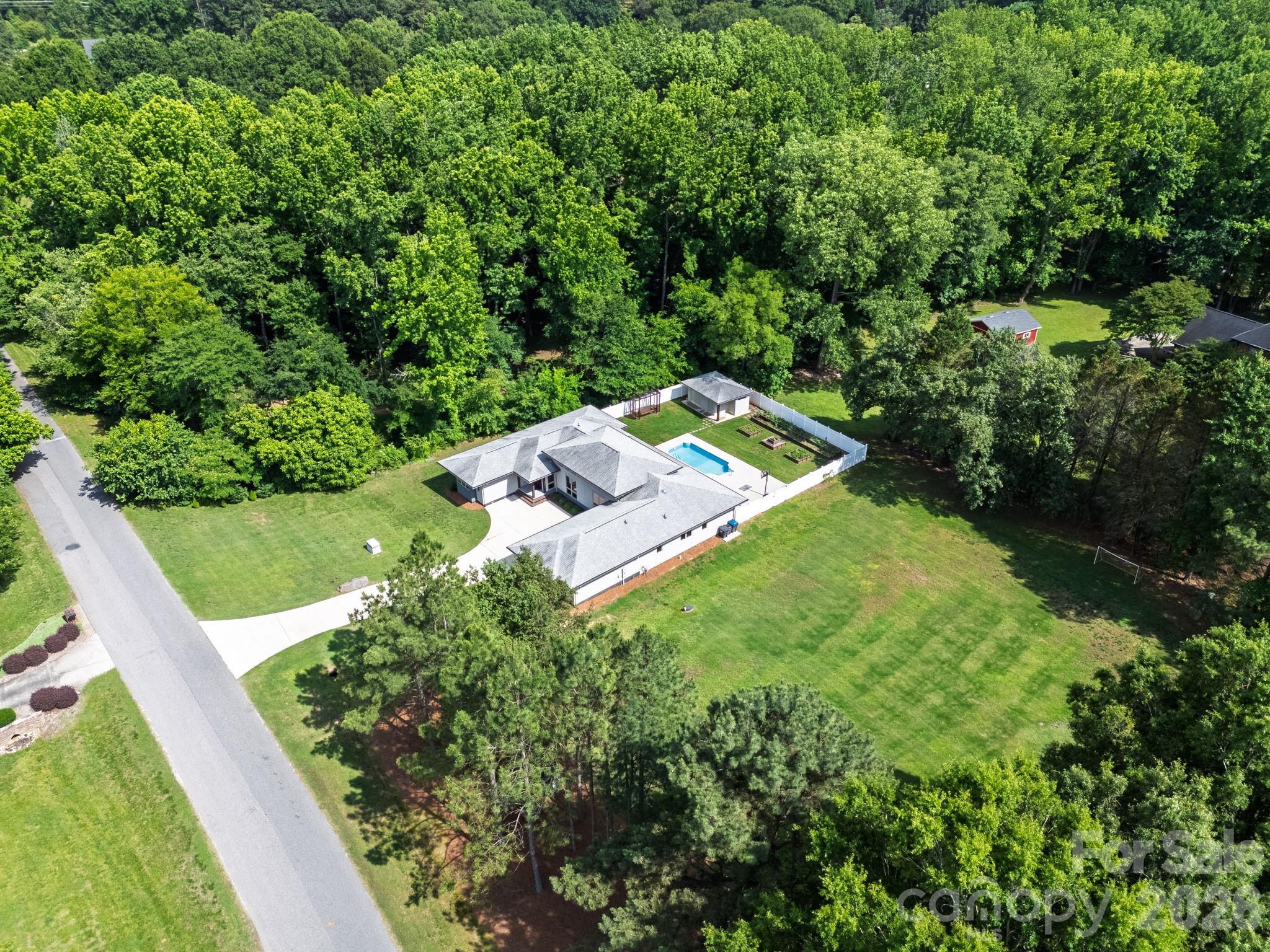 439 Cottonfield Circle