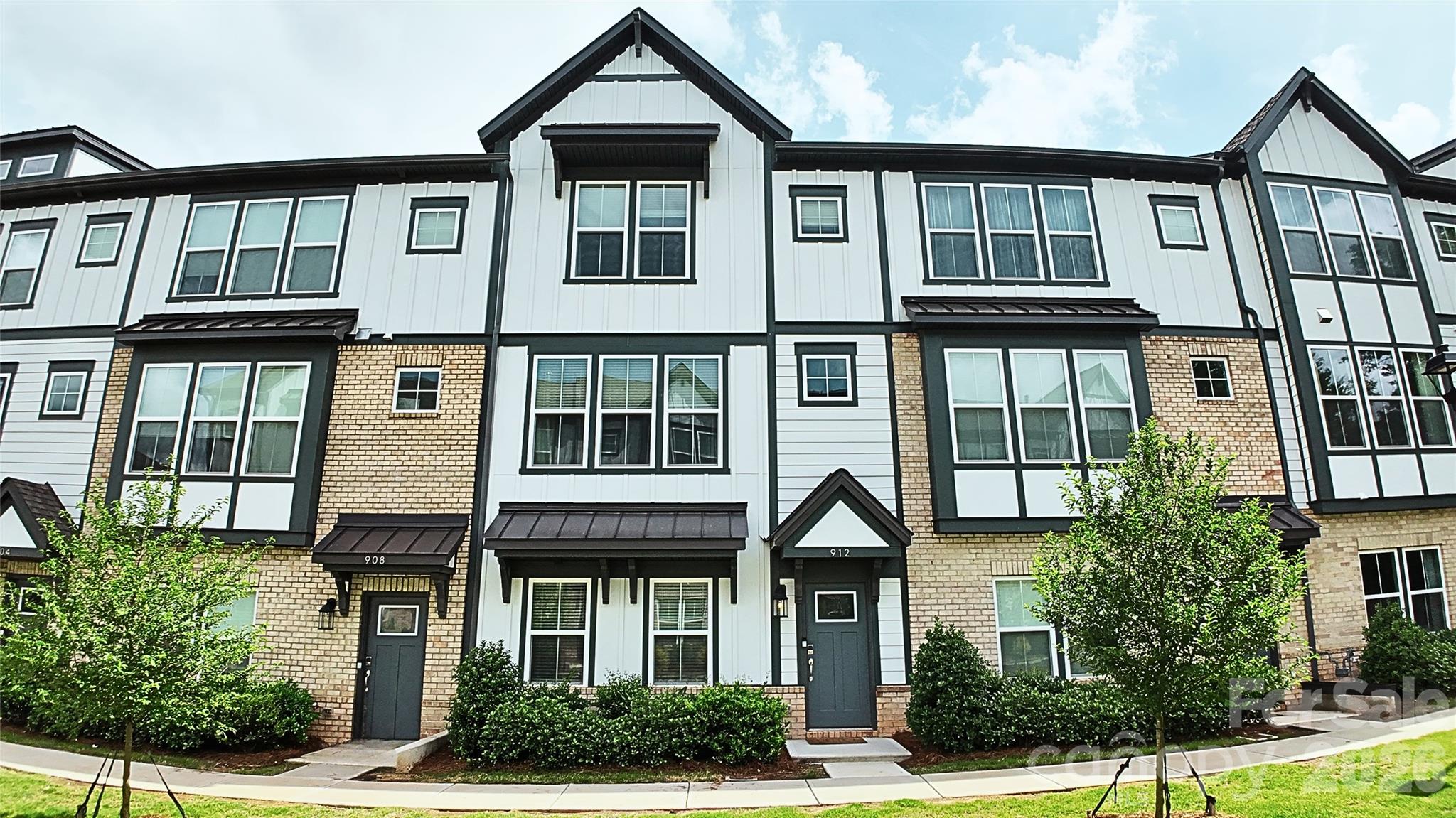 912 Mary Max Drive