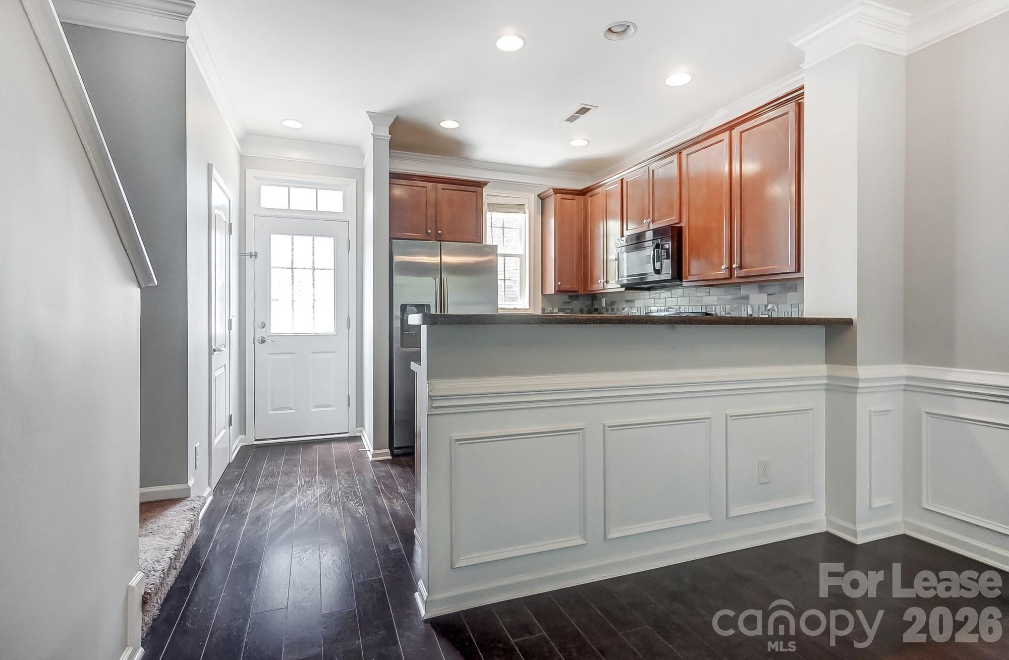 9519 Longstone Lane