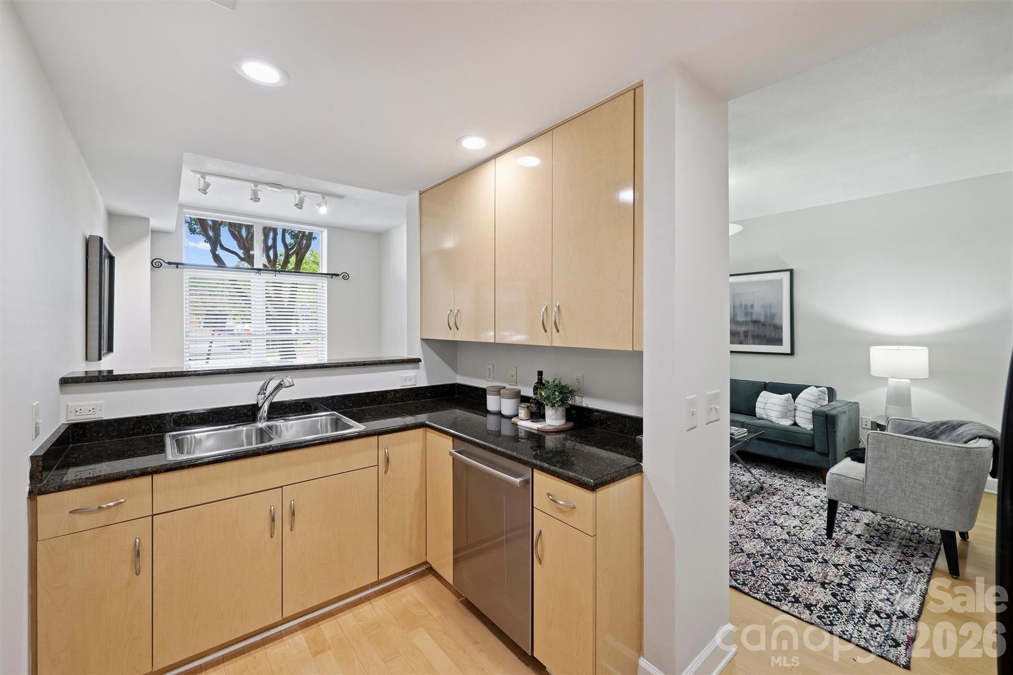 1320 Fillmore Avenue Unit: 107
