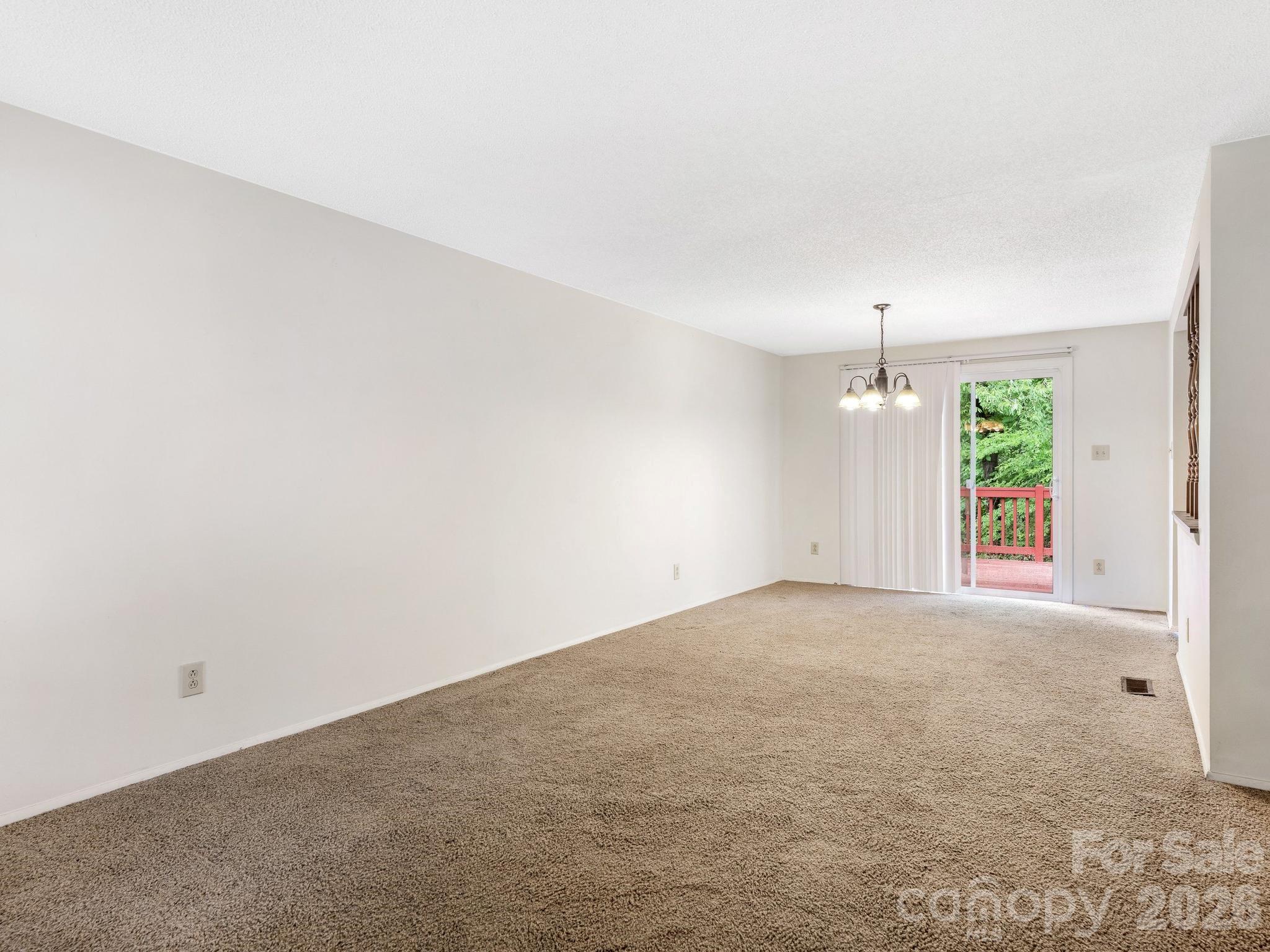 6534 Rollingridge Drive