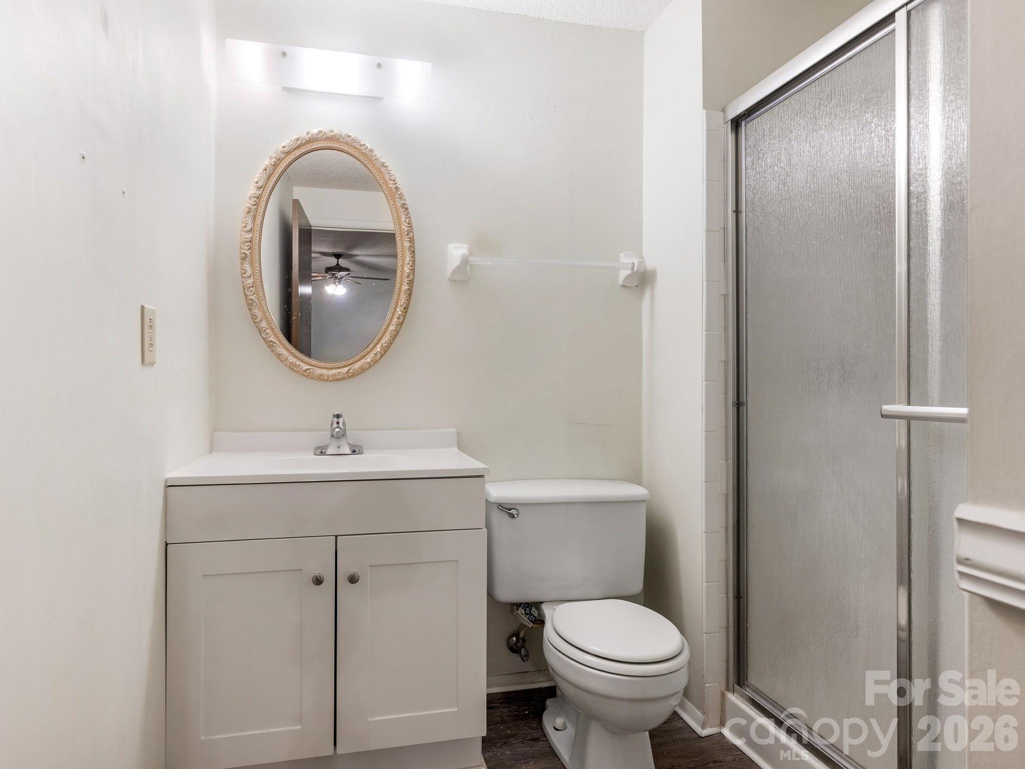 6534 Rollingridge Drive