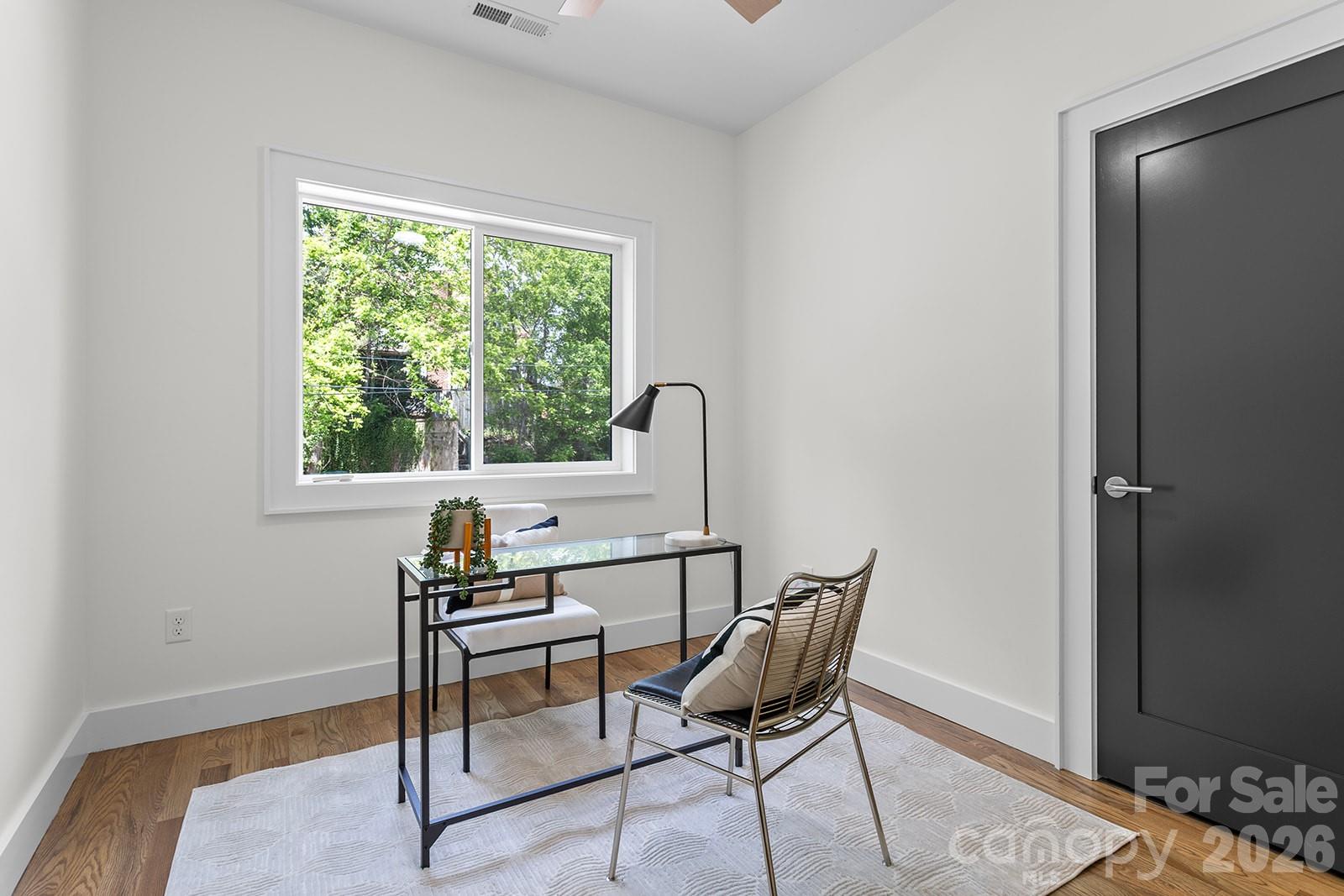 121 Laurel Loop