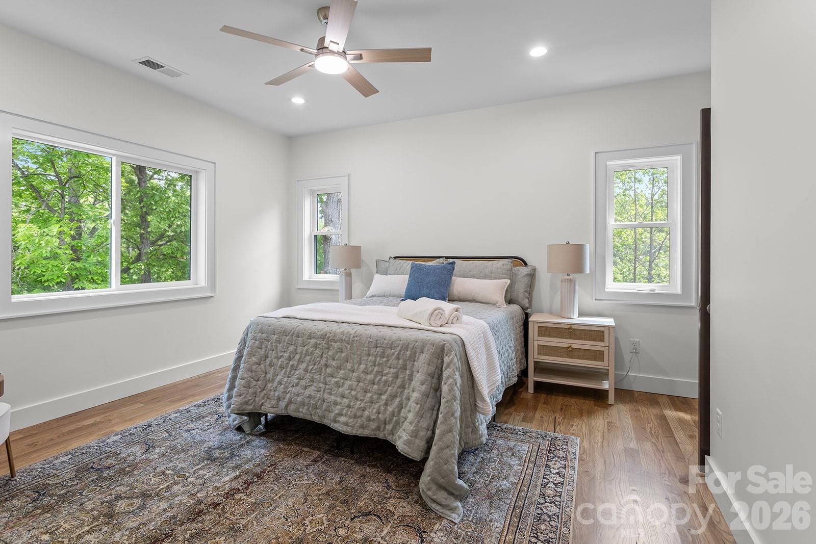 121 Laurel Loop
