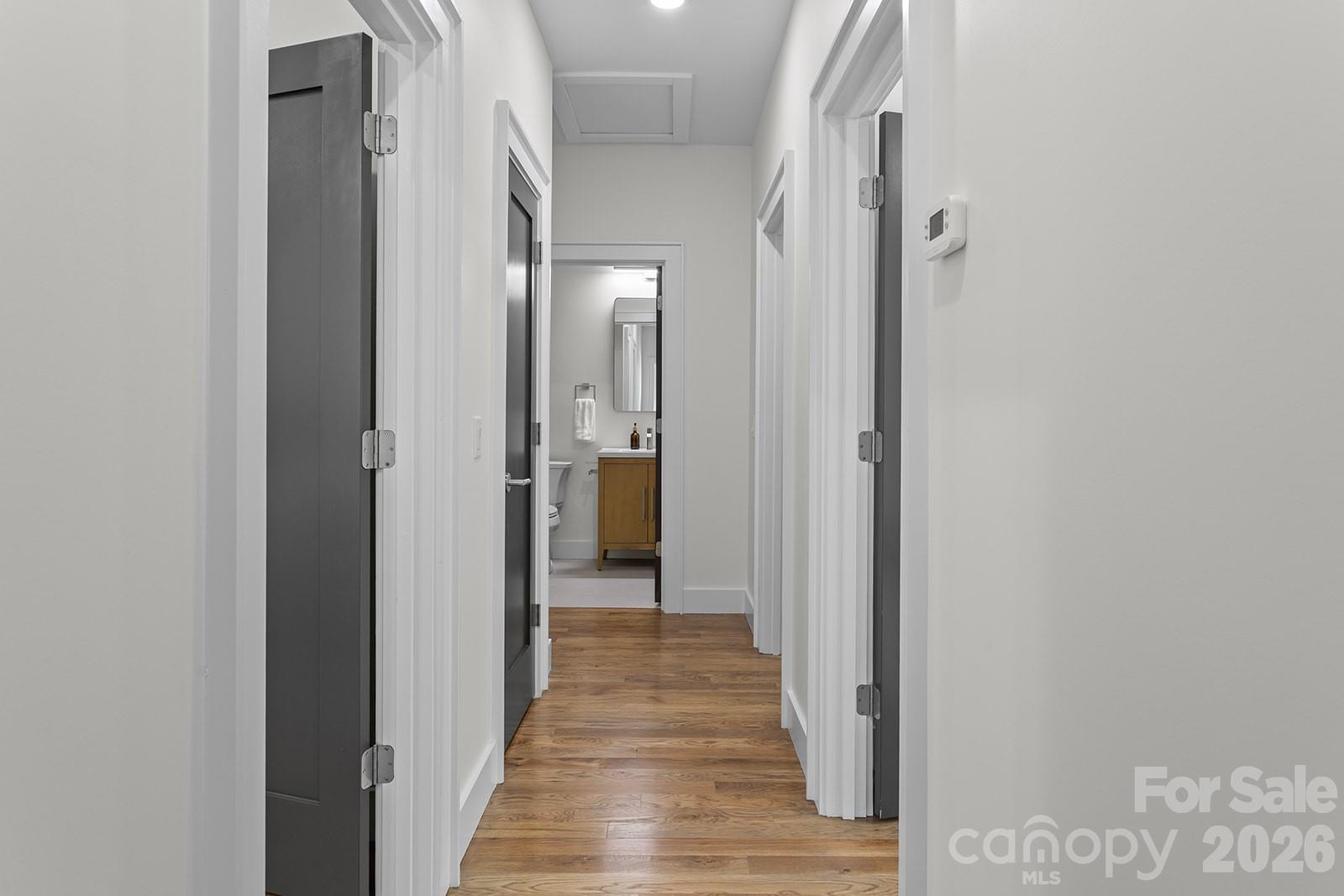 121 Laurel Loop