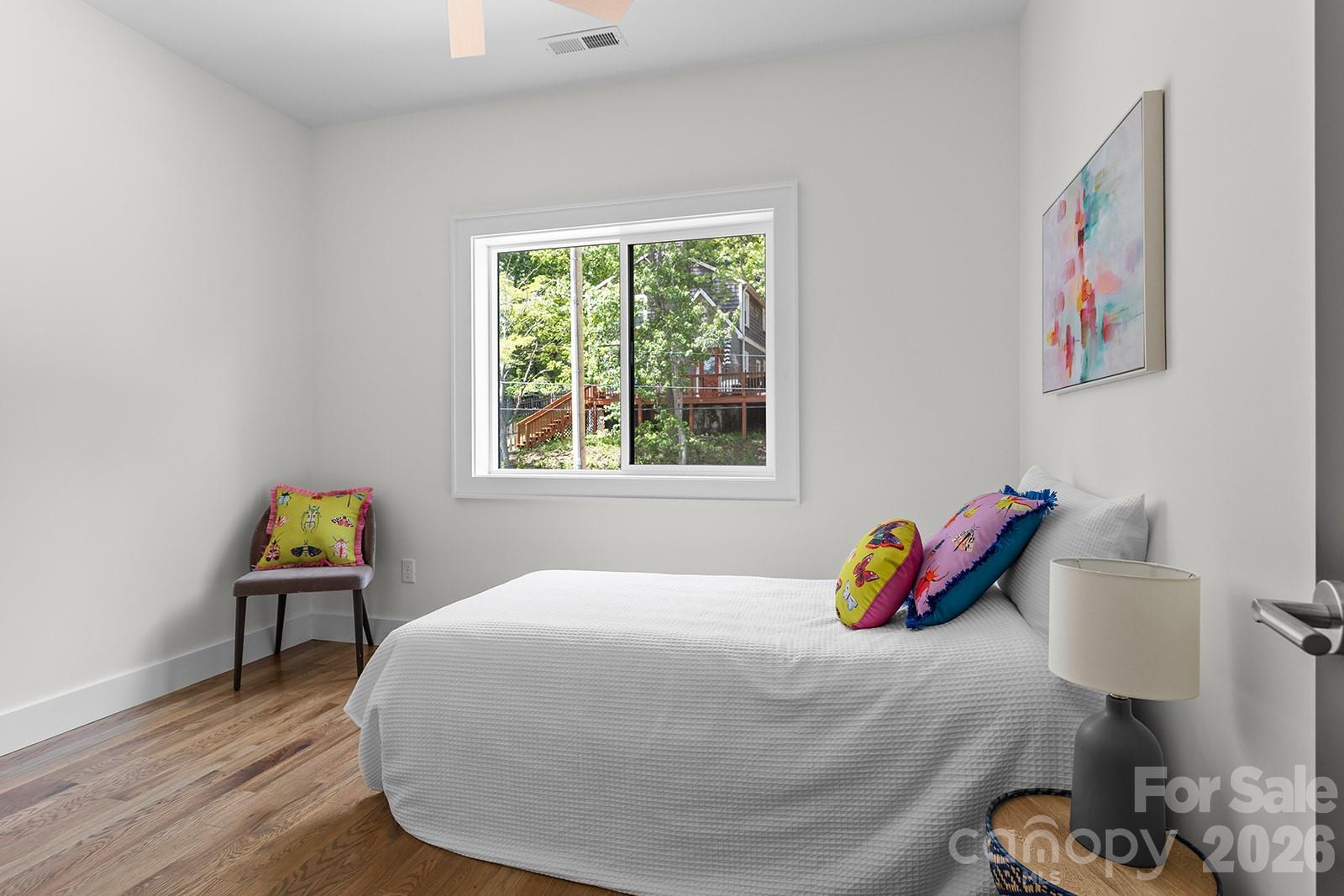 121 Laurel Loop