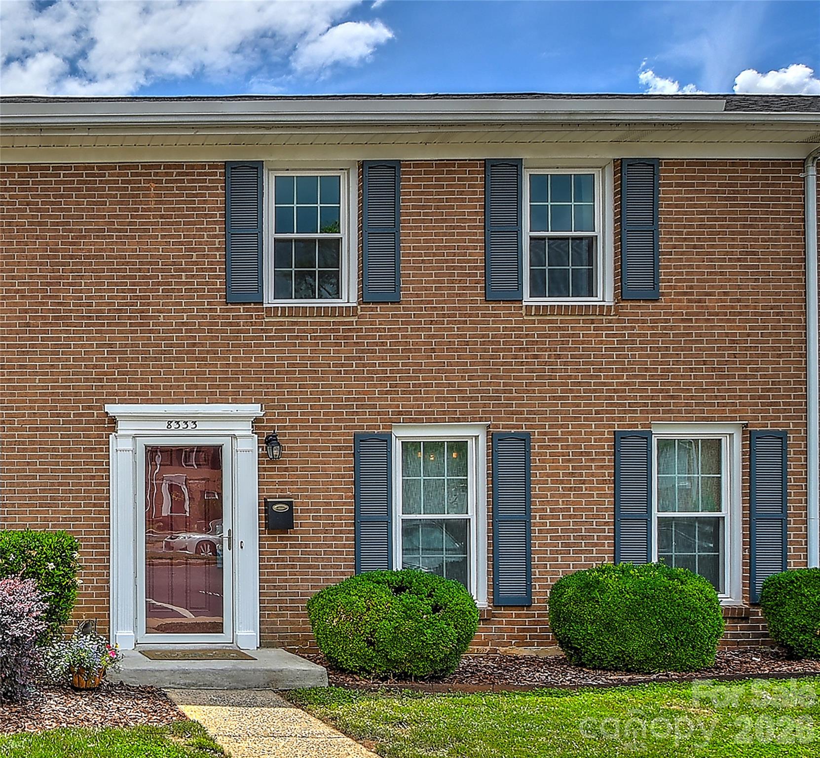 8333 Knights Bridge Road