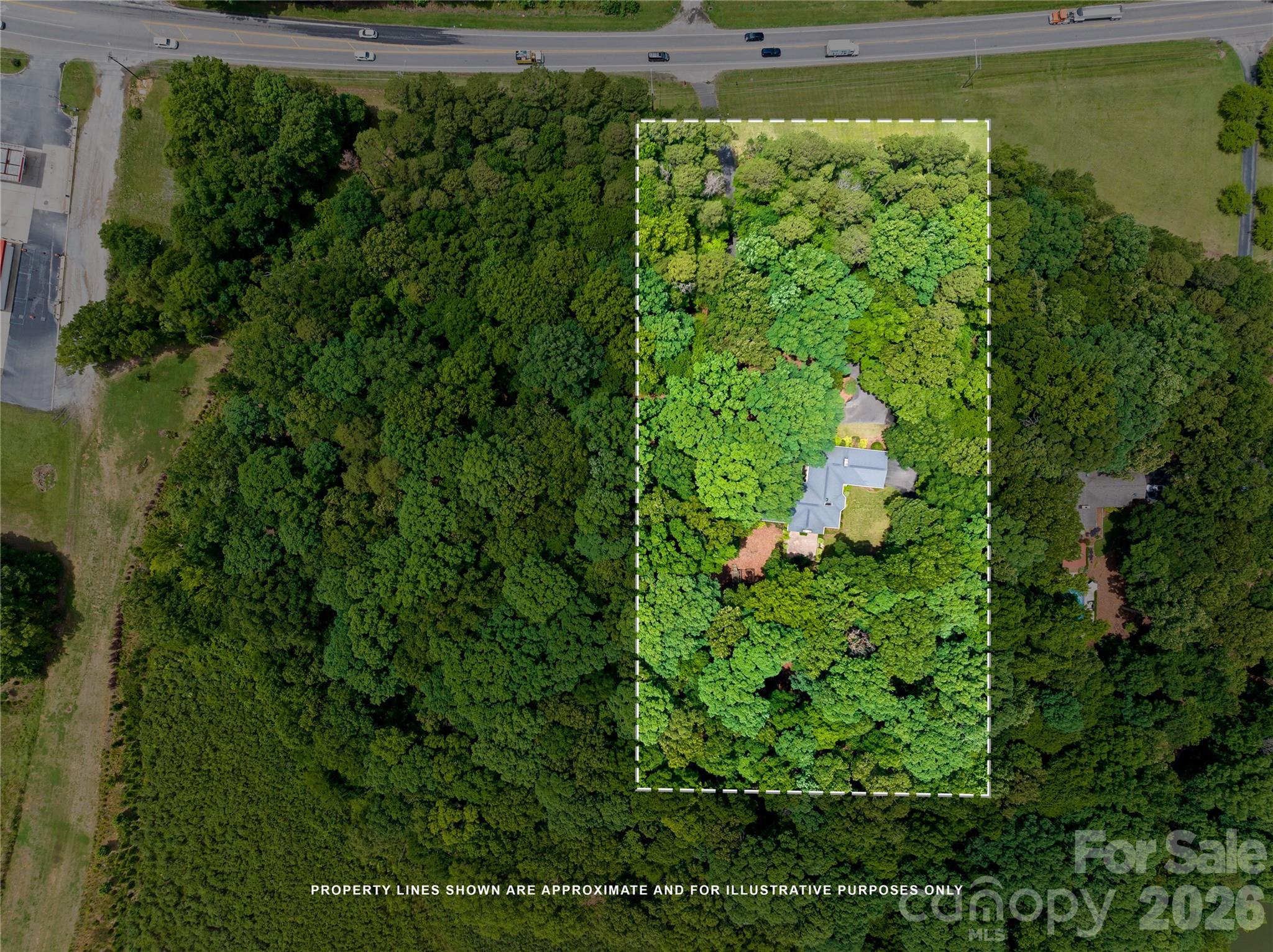 2038 Skyway Drive