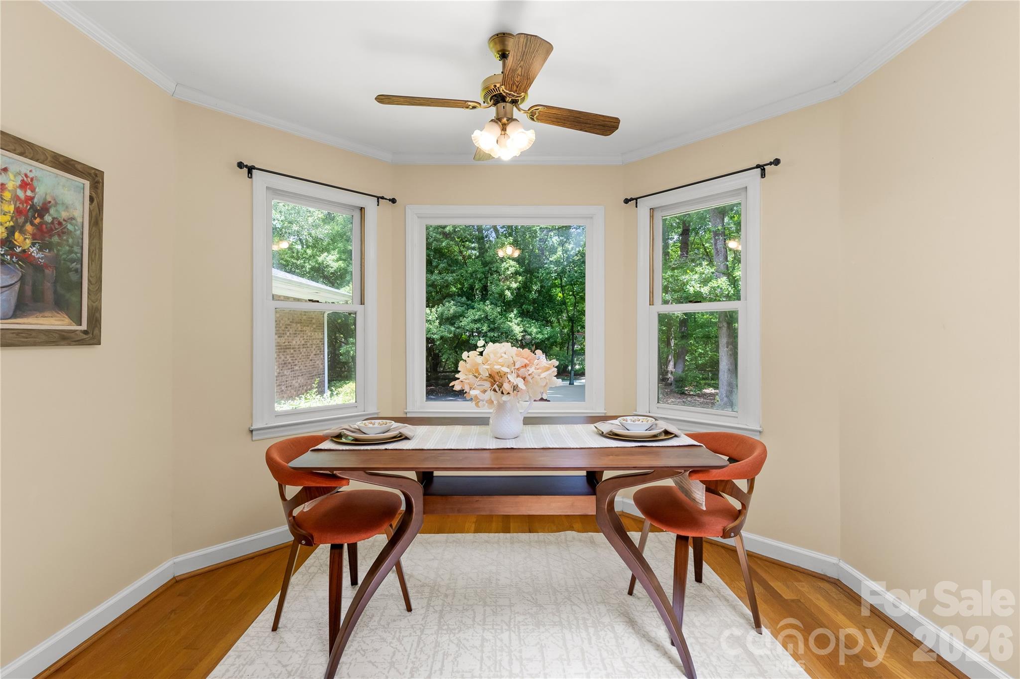 2038 Skyway Drive