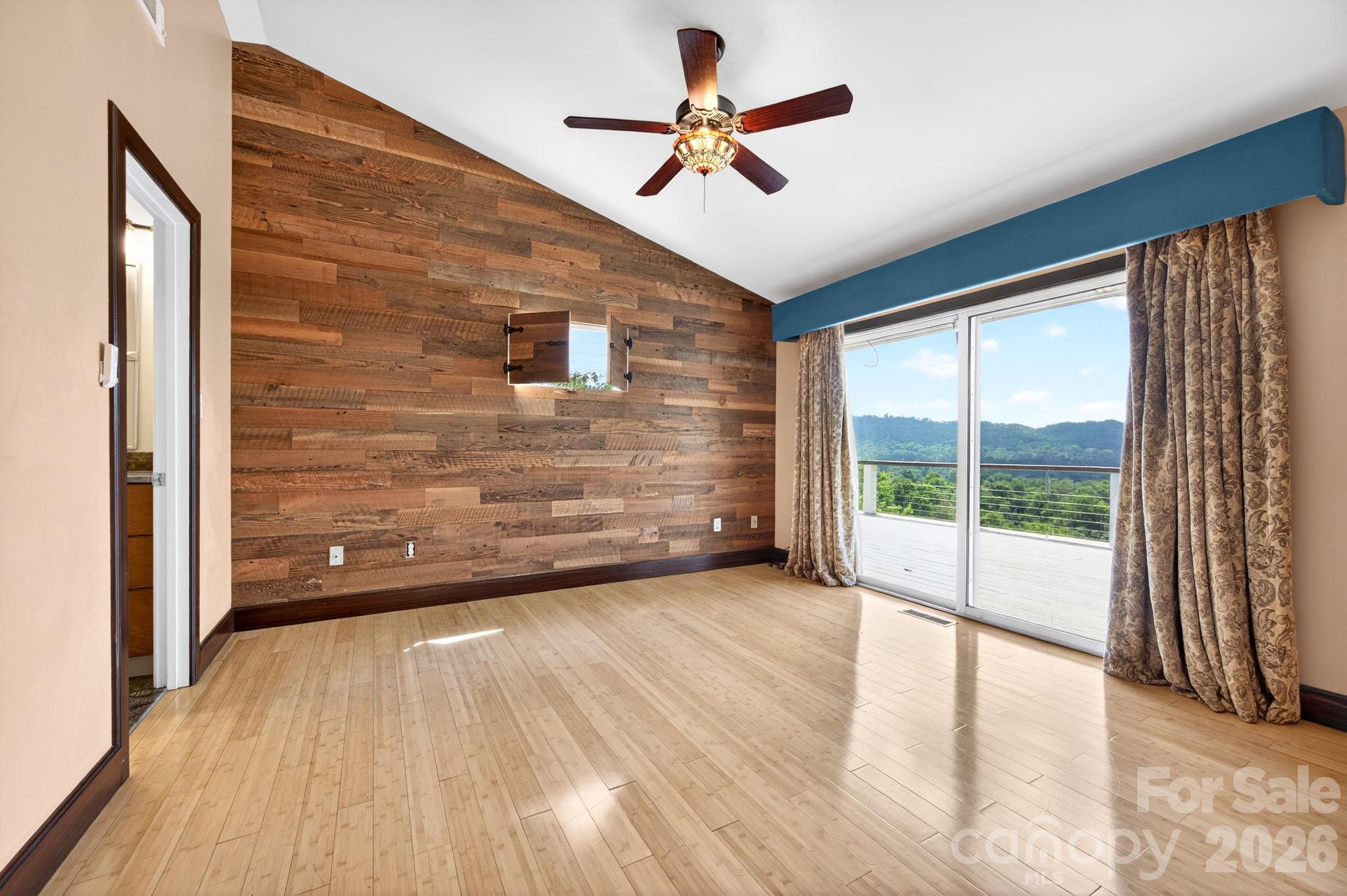 38 Lookout Road