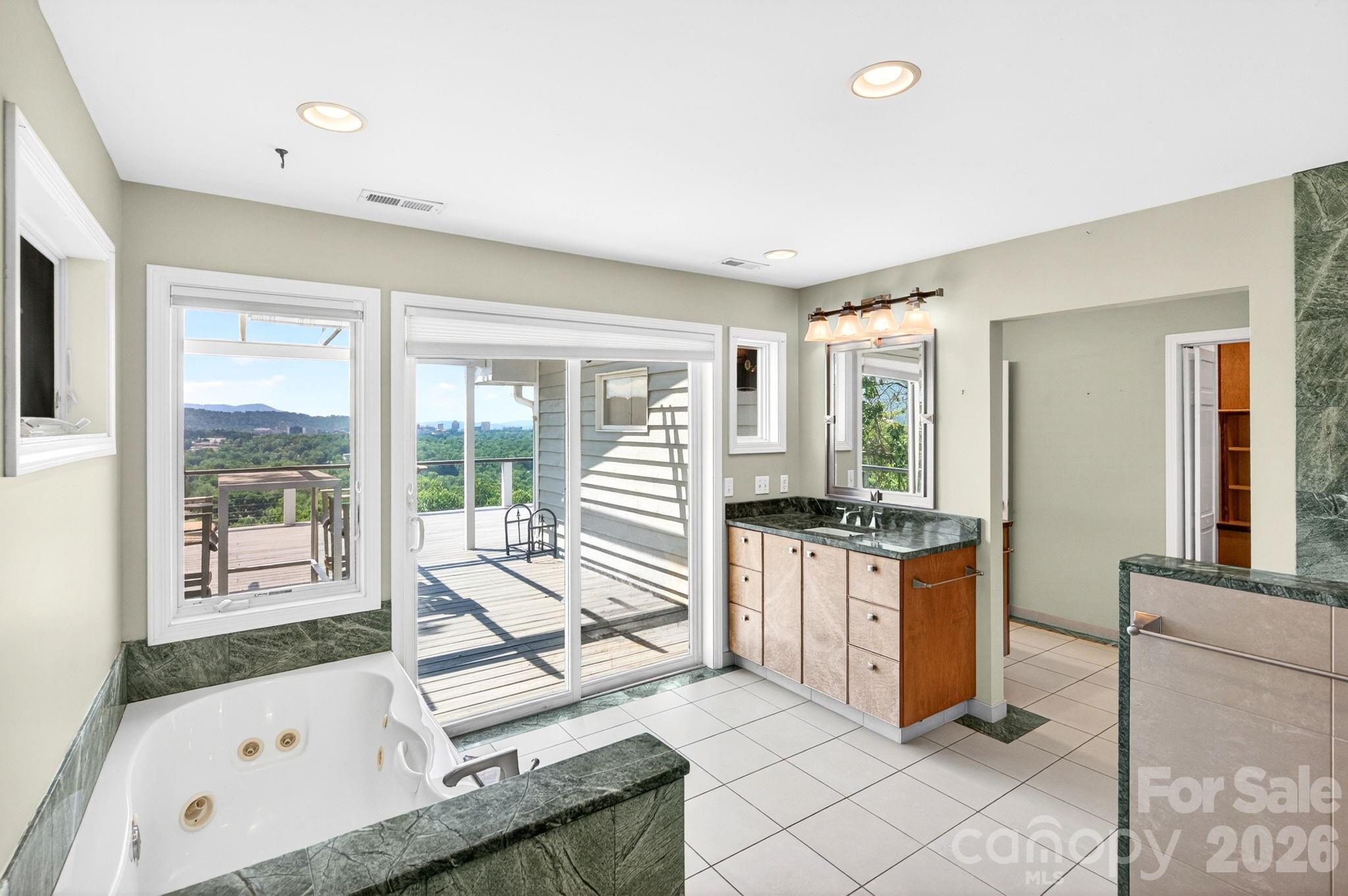 38 Lookout Road