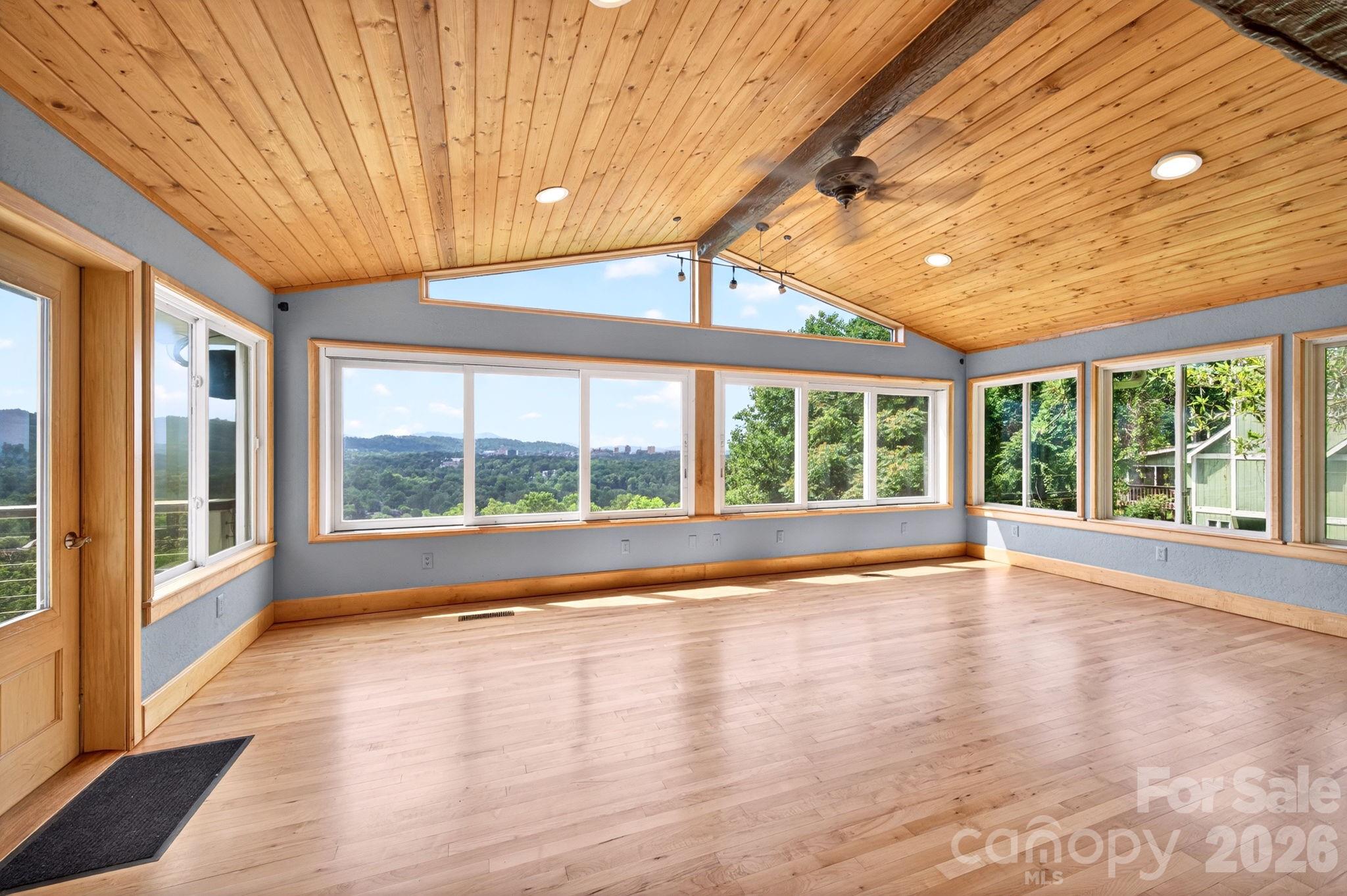 38 Lookout Road