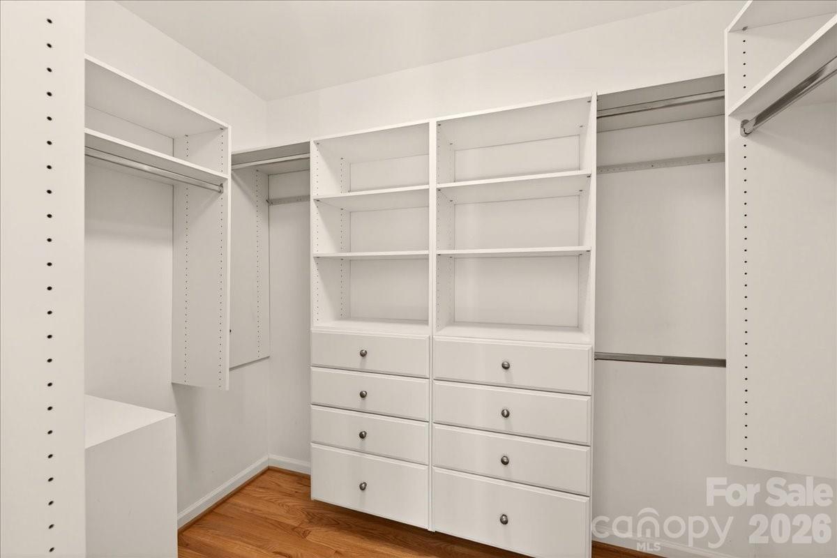 1204 Meadow Lane