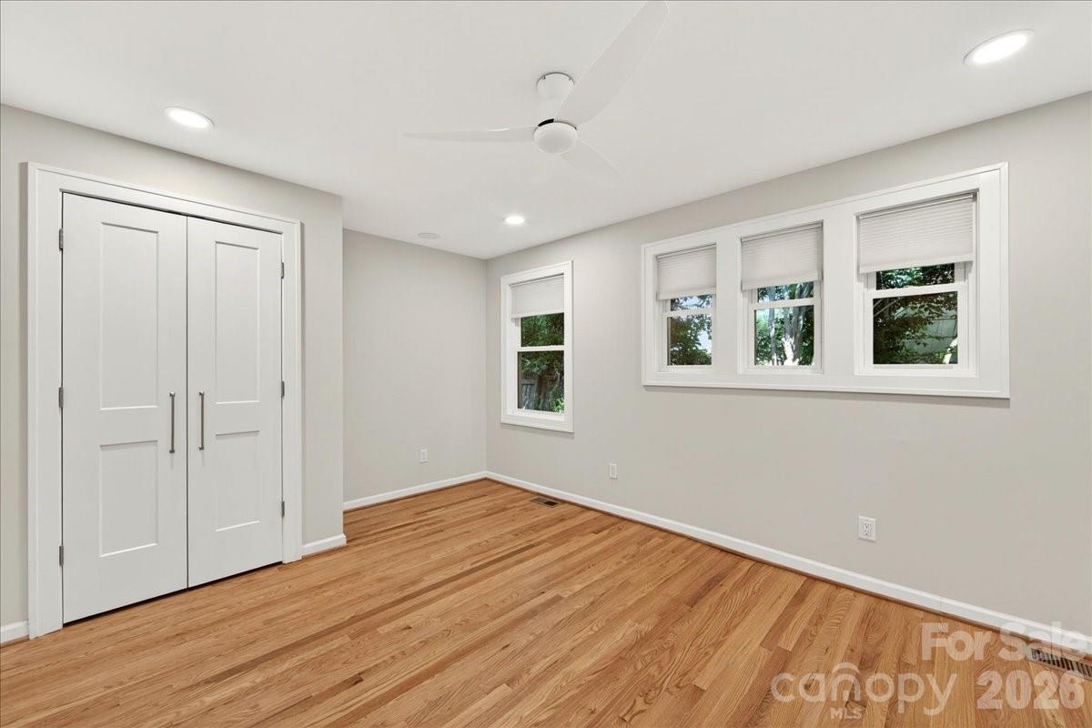 1204 Meadow Lane