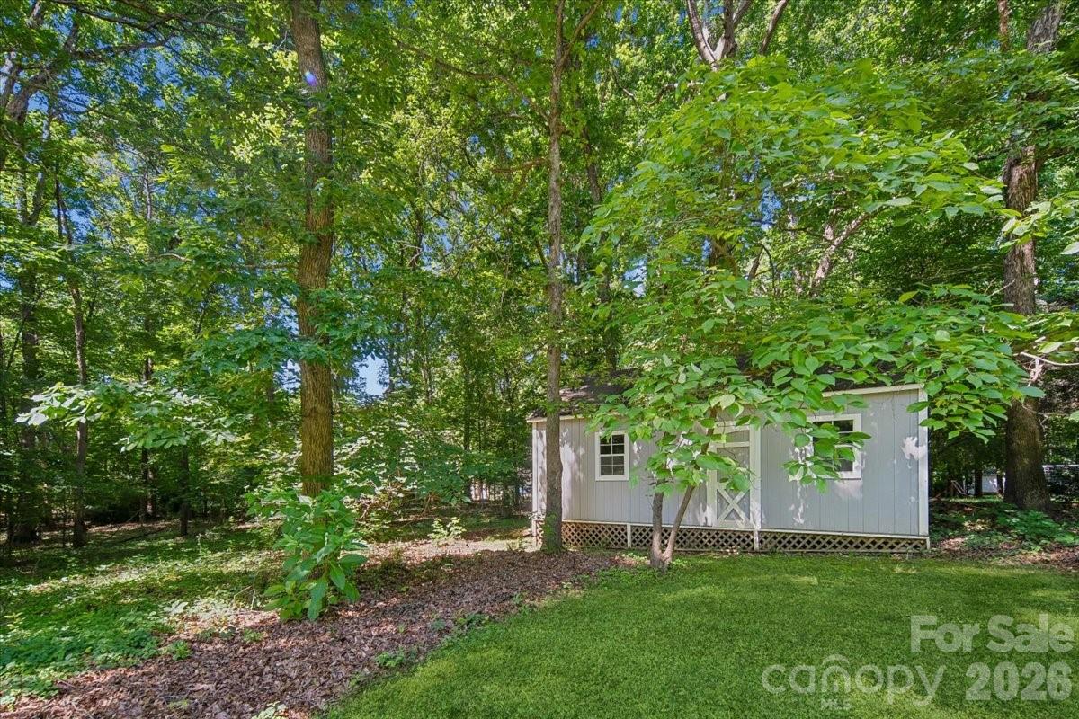 14004 Maple Hollow Lane